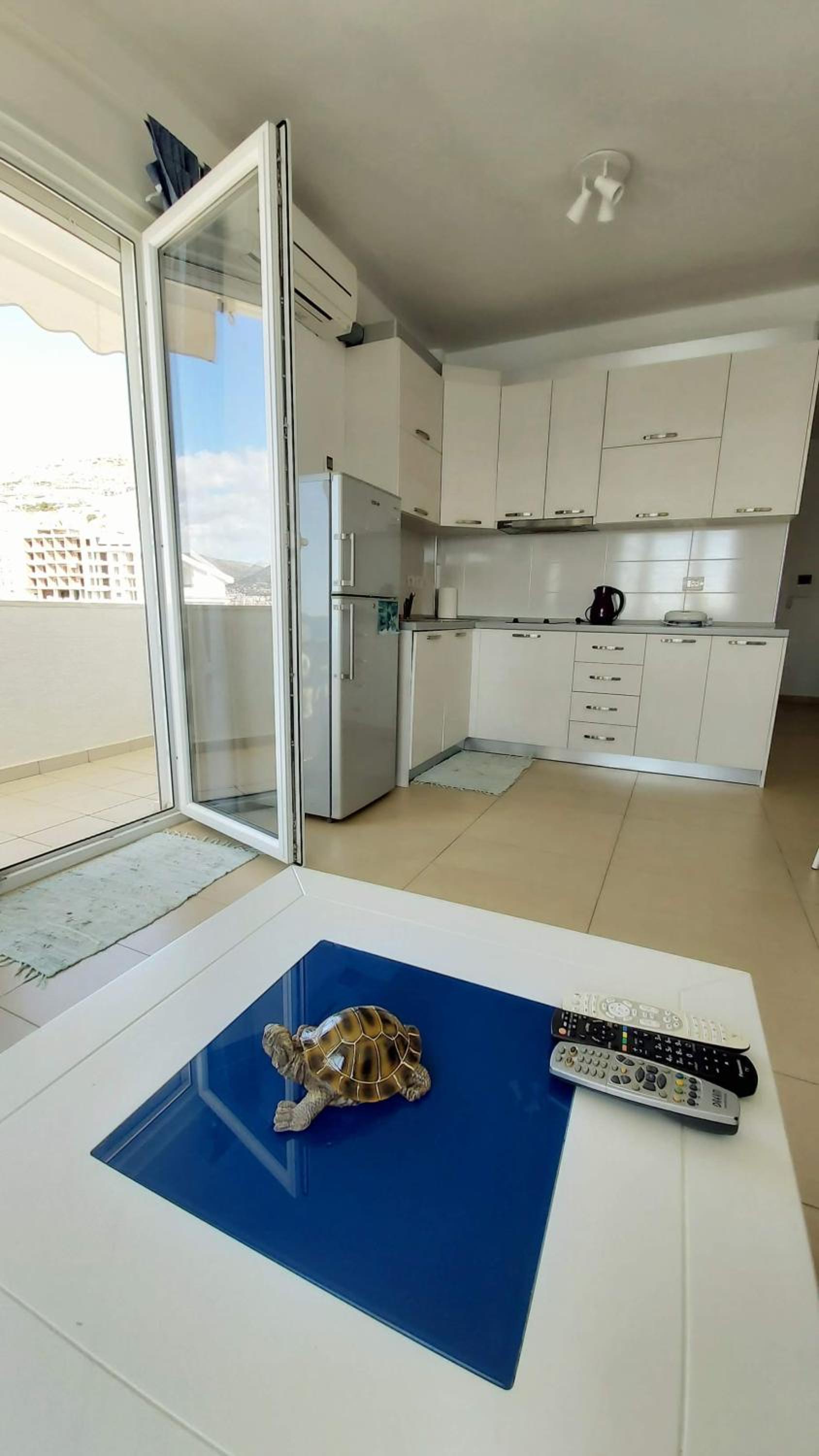 White Sea View Residence