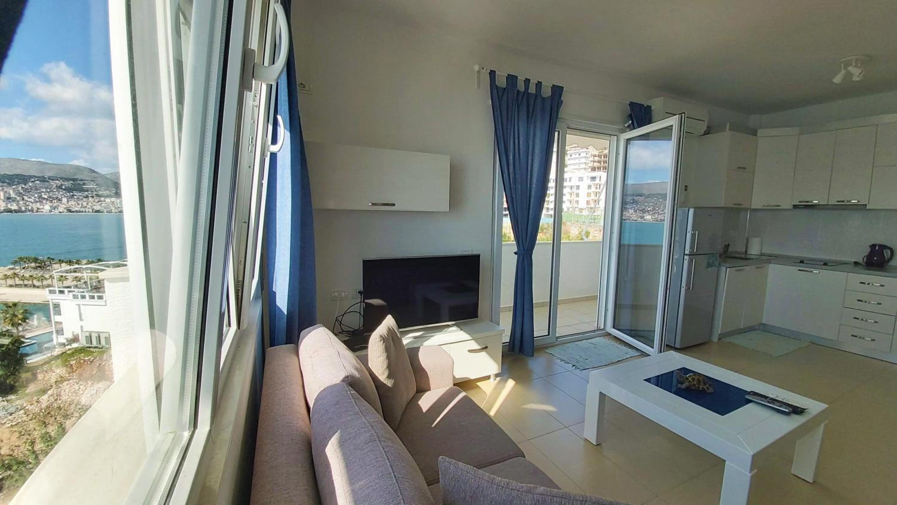 White Sea View Residence