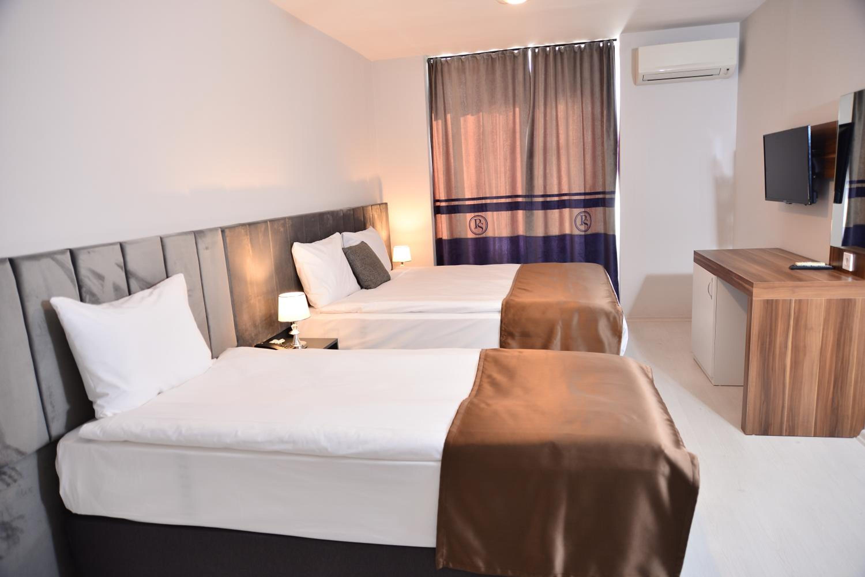 PRIVADO HOTELS - Image 86