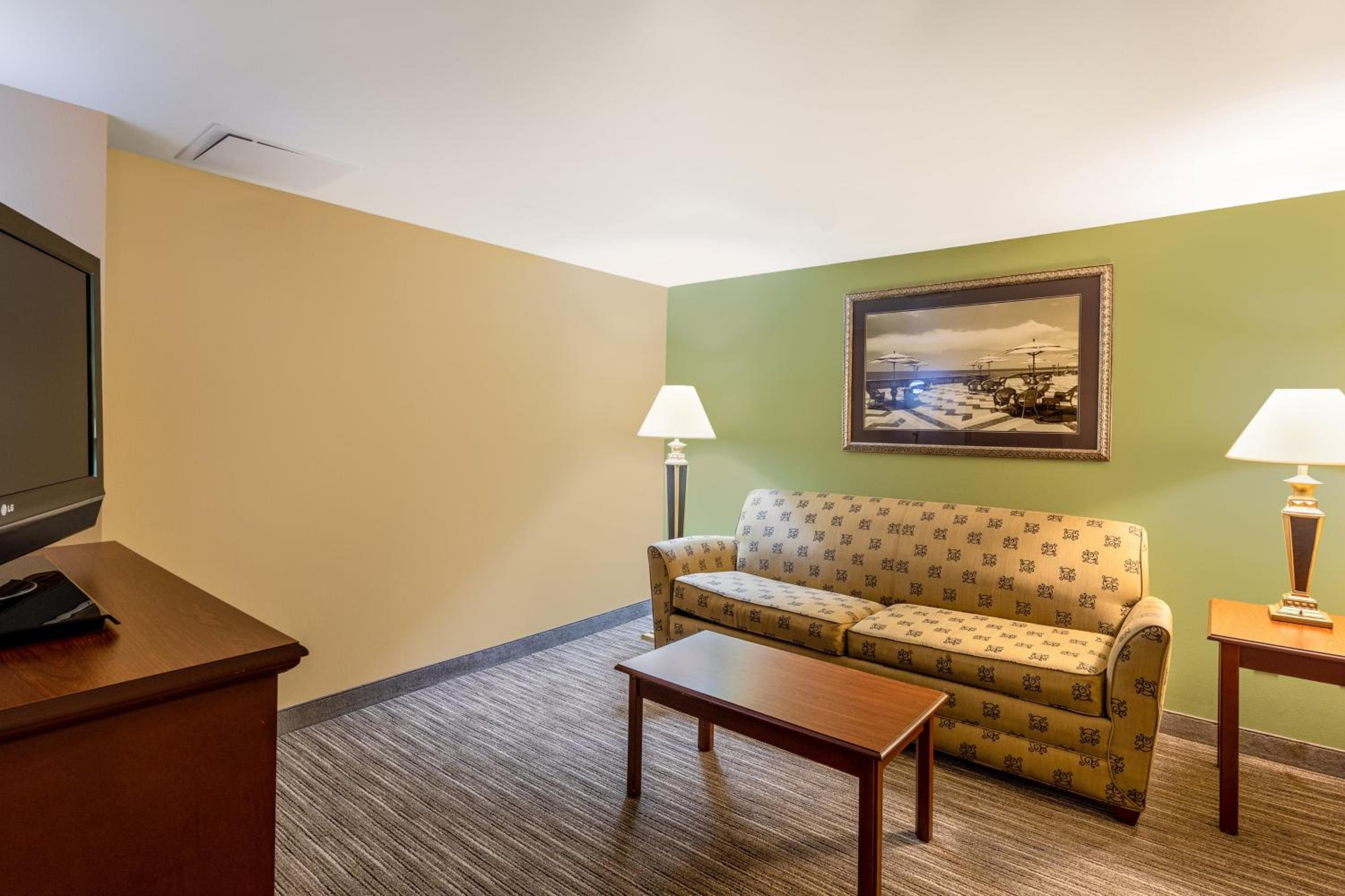 Holiday Inn Express  Suites Bradenton East-Lakewood Ranch, an IHG Hotel - Property Image 10