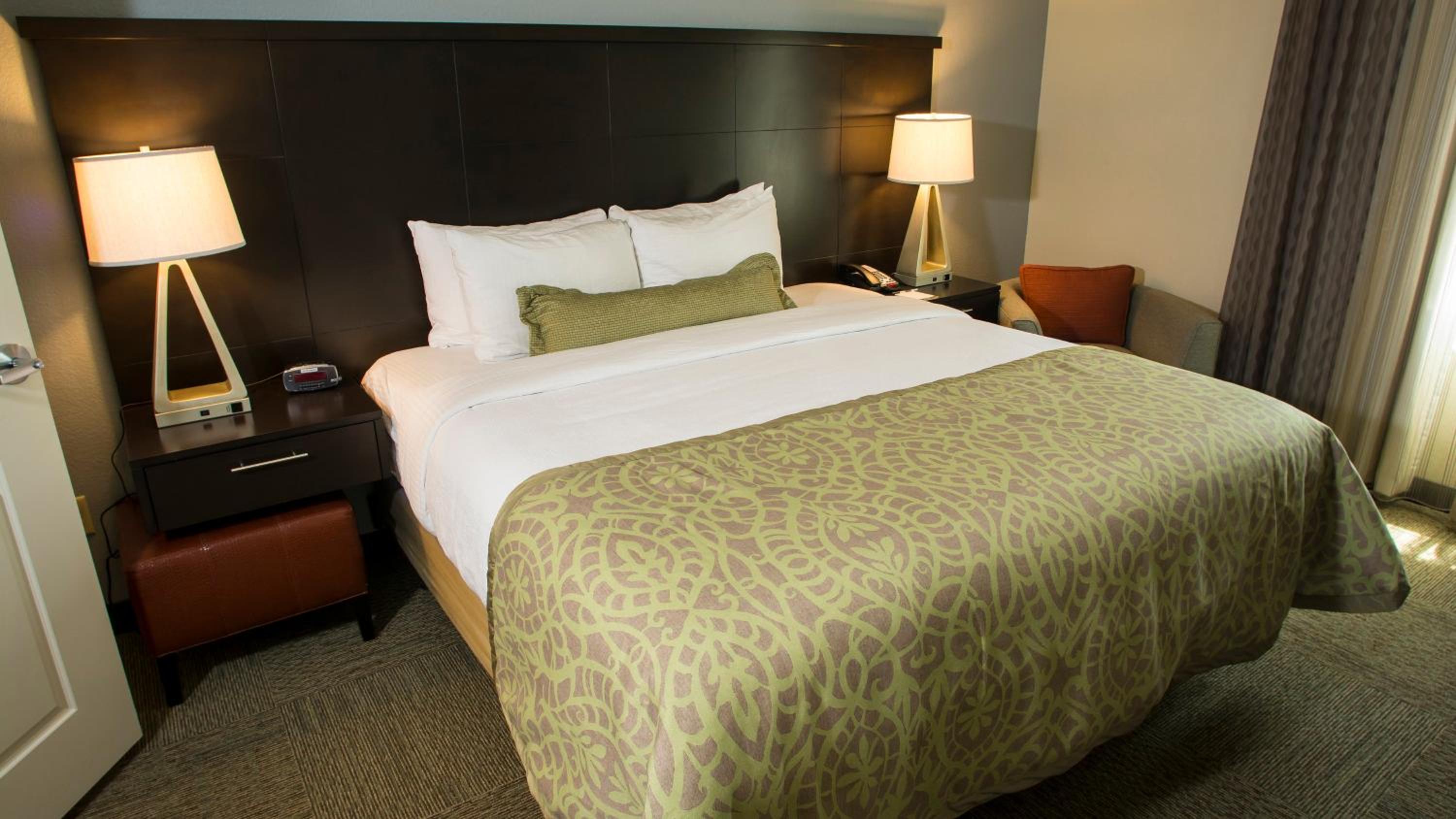 Lexington Vacations - Staybridge Suites Lexington, an IHG Hotel - Property Image 6
