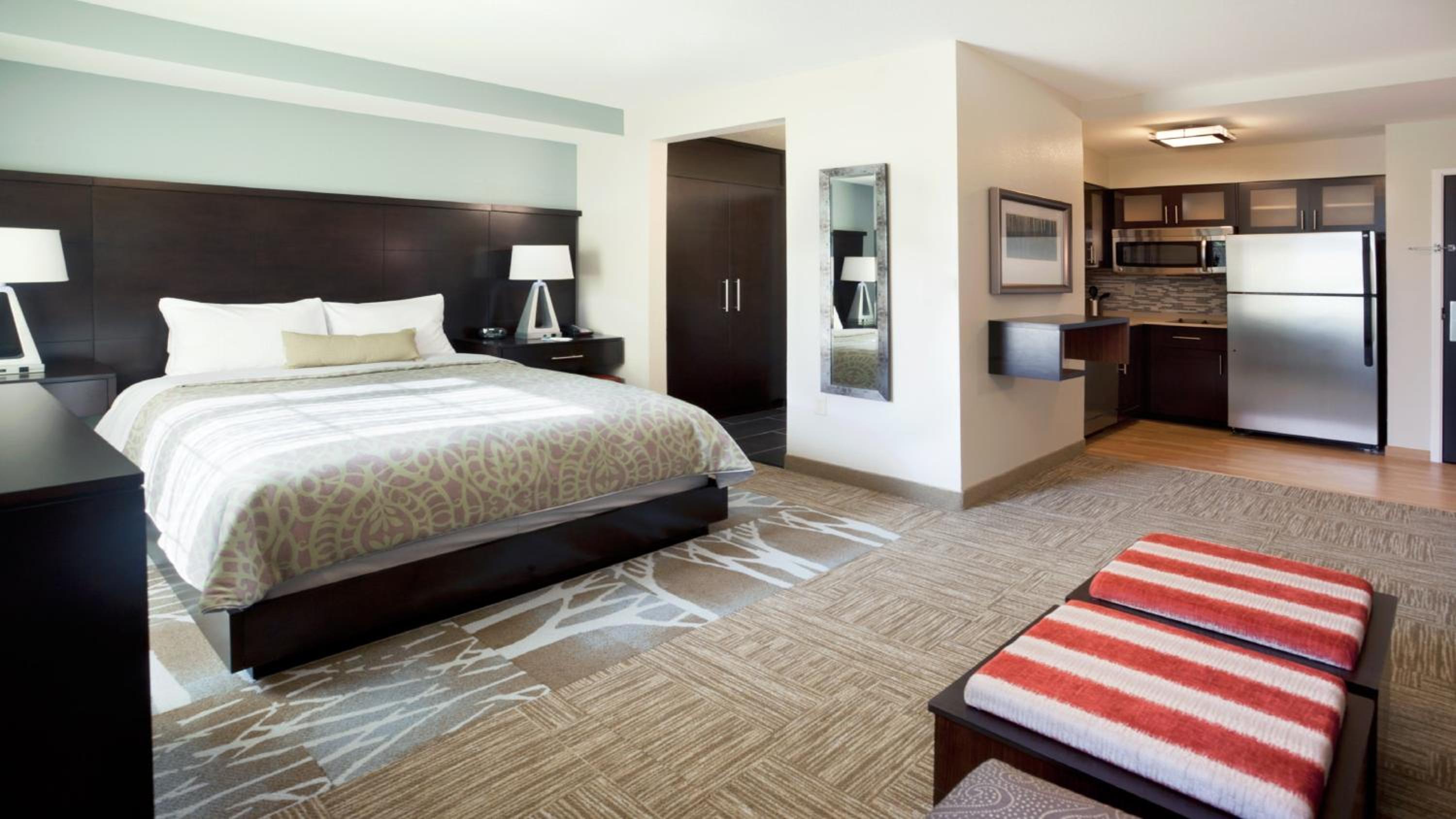 Lexington Vacations - Staybridge Suites Lexington, an IHG Hotel - Property Image 14