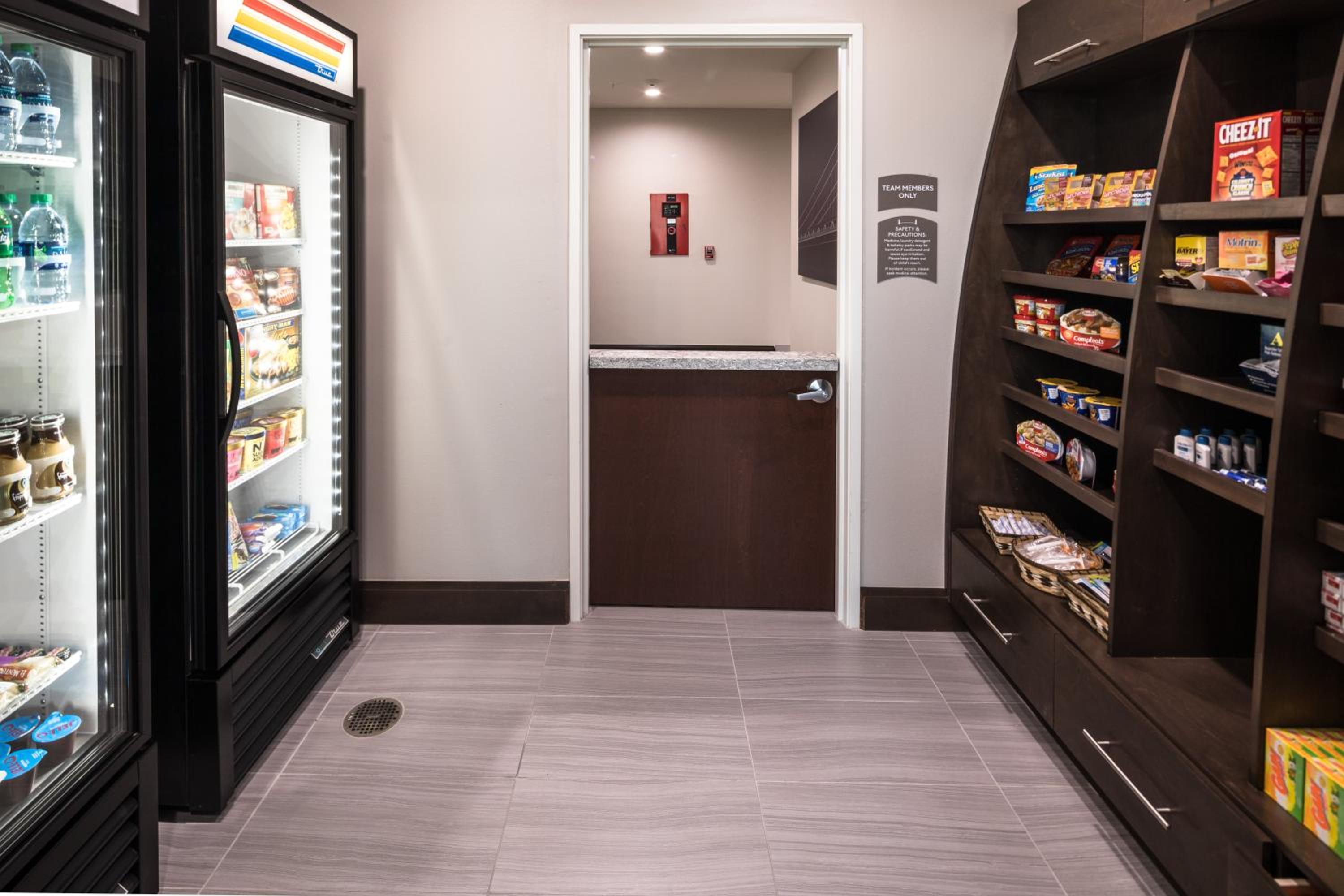 Staybridge Suites - Lake Jackson by IHG
