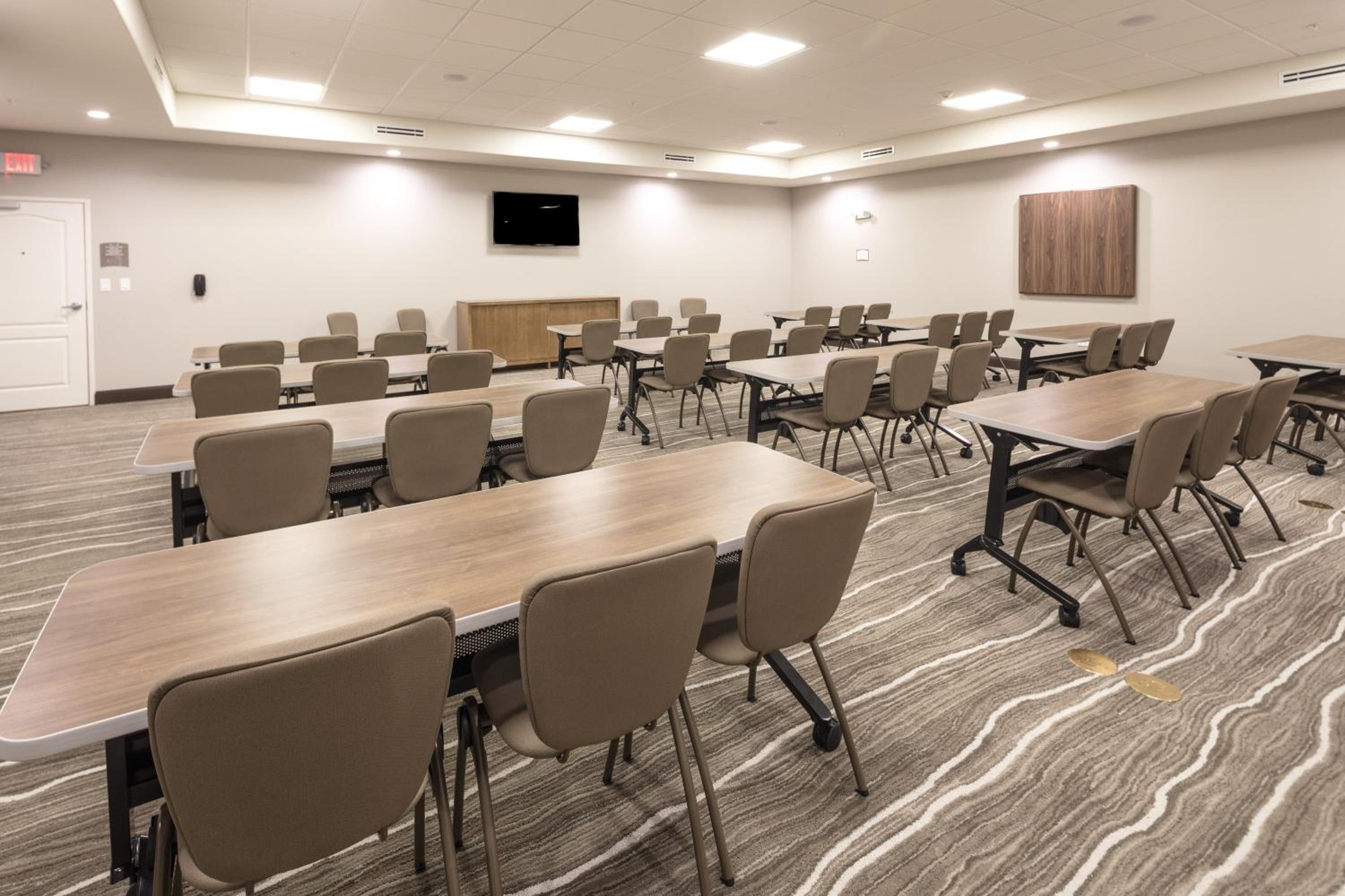 Staybridge Suites - Lake Jackson by IHG