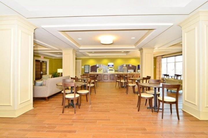 Hawthorn Extended Stay by Wyndham Dickinson