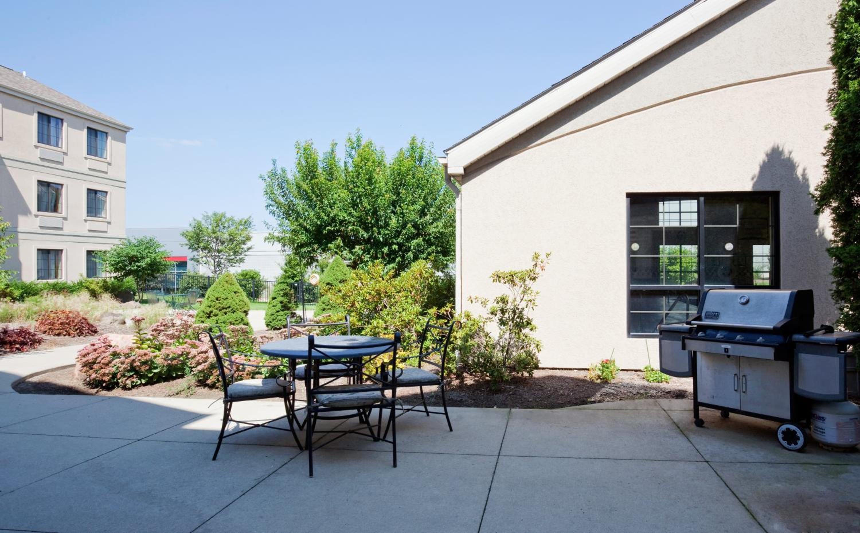 New York City Vacations - Staybridge Suites Madison - East, an IHG Hotel - Property Image 45