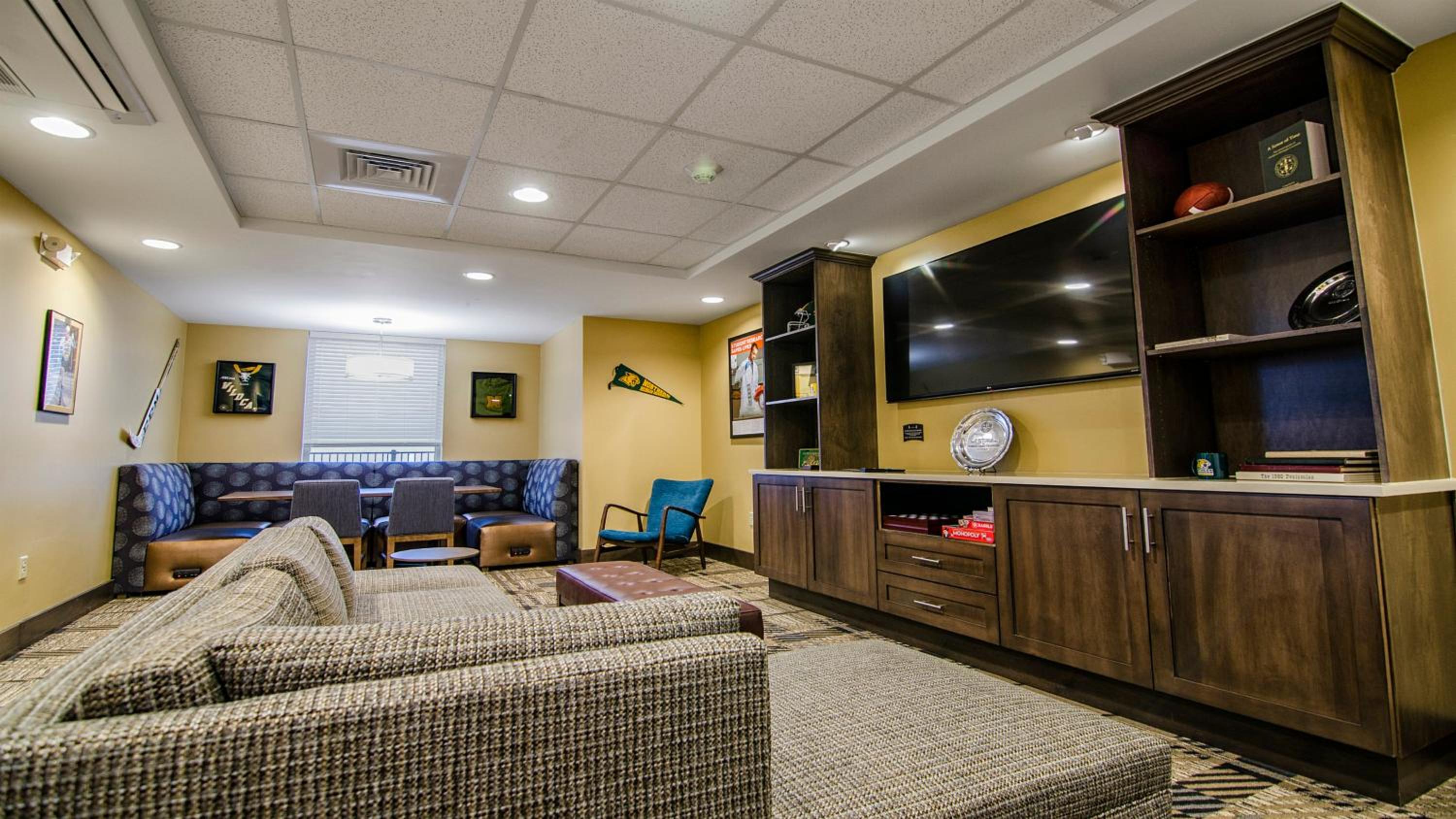 Marquette Vacations - Staybridge Suites Marquette, an IHG Hotel - Property Image 4