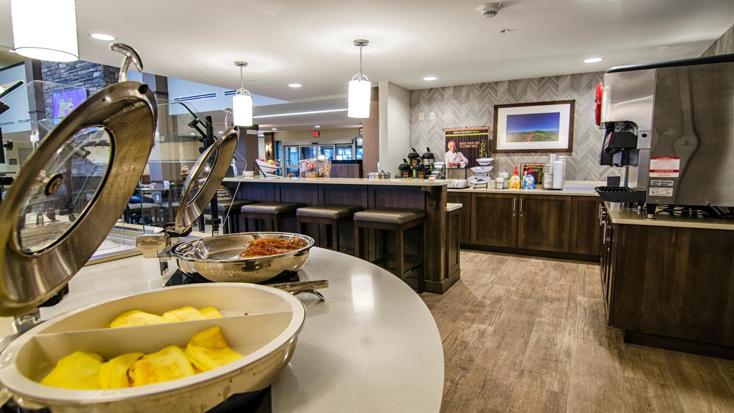 Marquette Vacations - Staybridge Suites Marquette, an IHG Hotel - Property Image 10