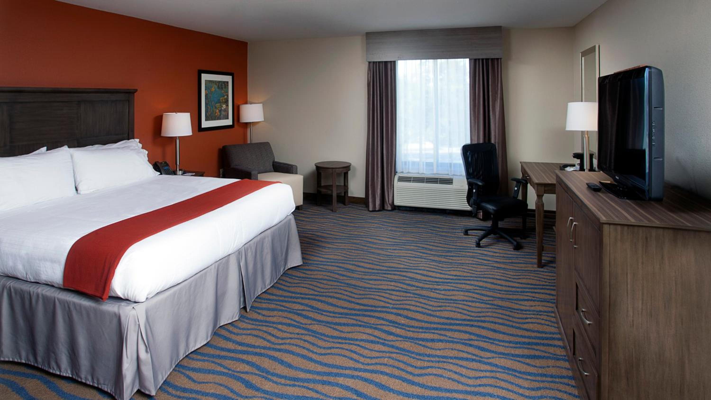 Morgan City Vacations - Holiday Inn Express Hotel  Suites Morgan City- Tiger Island, an IHG Hotel - Property Image 4