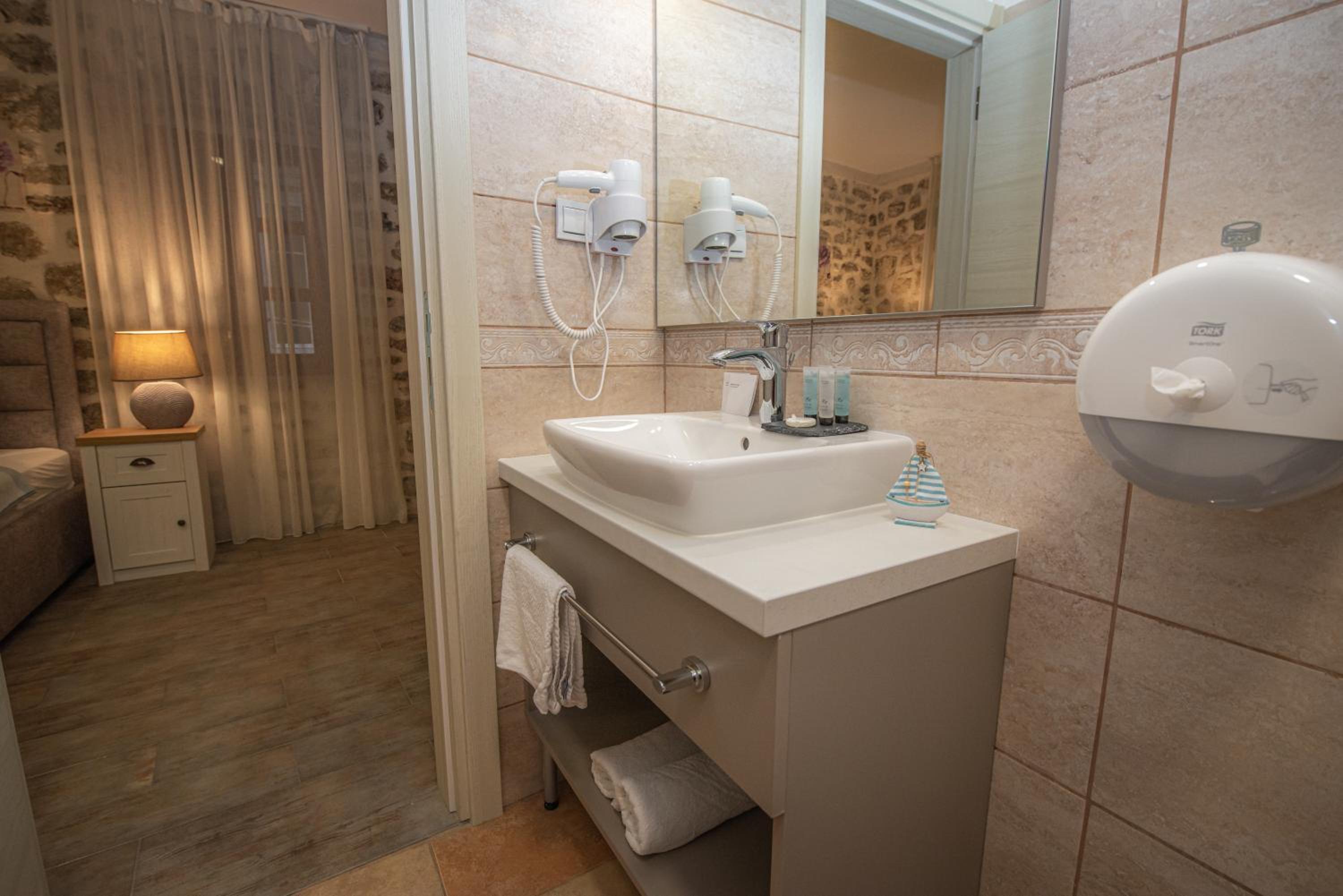 Photo 81