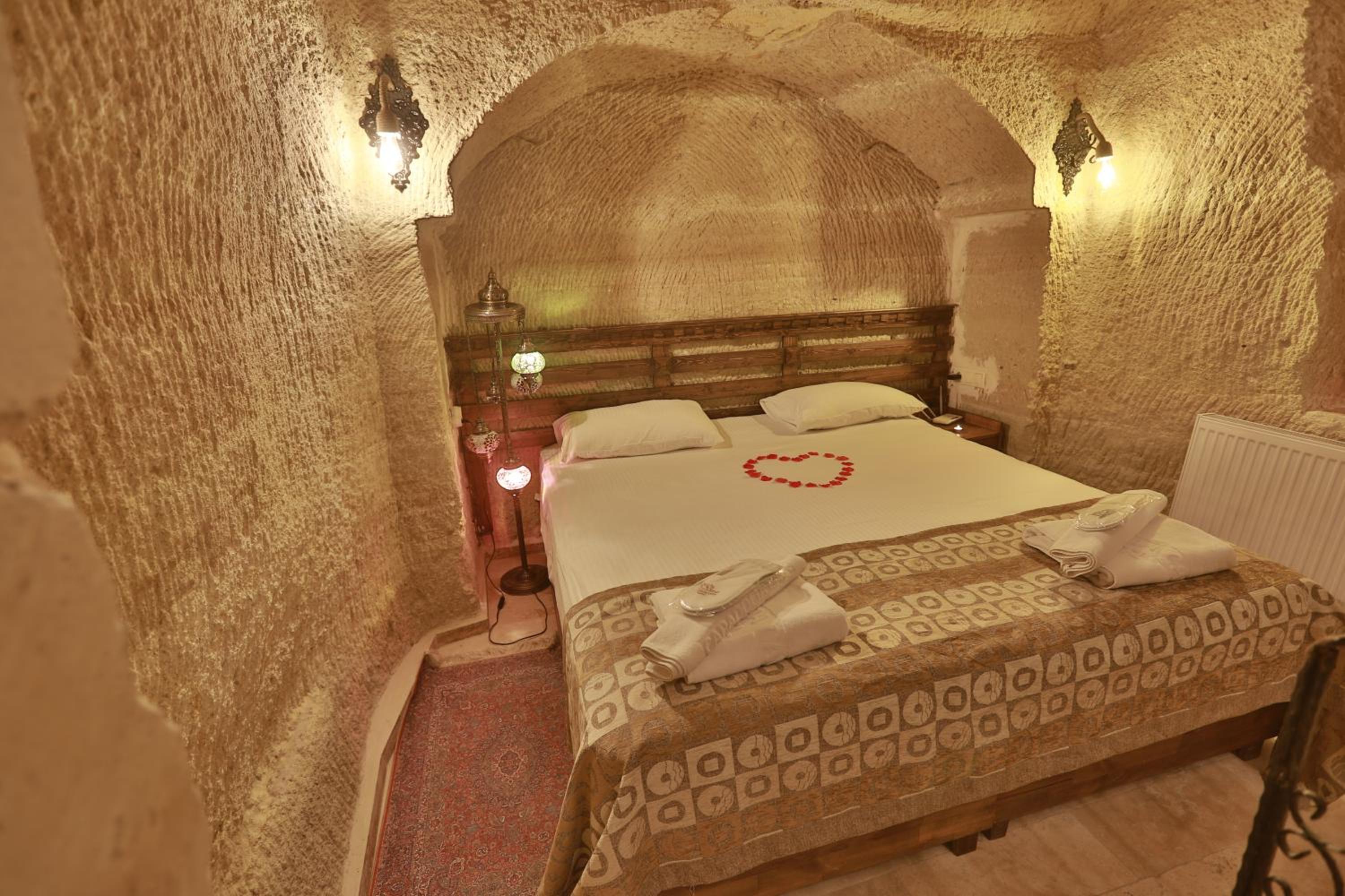Cappadocia Caves Hotel - Image 80