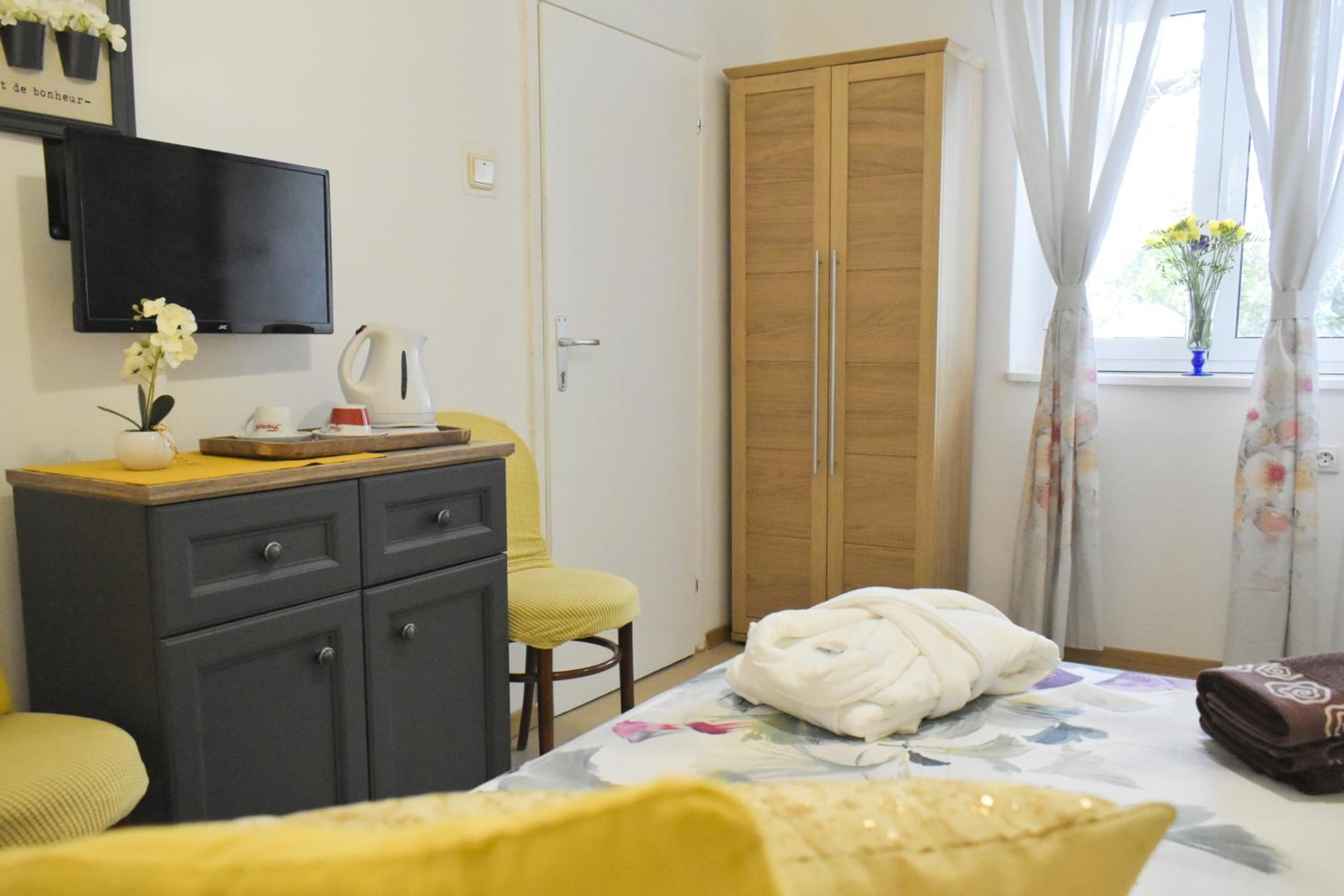 Rooms Monika