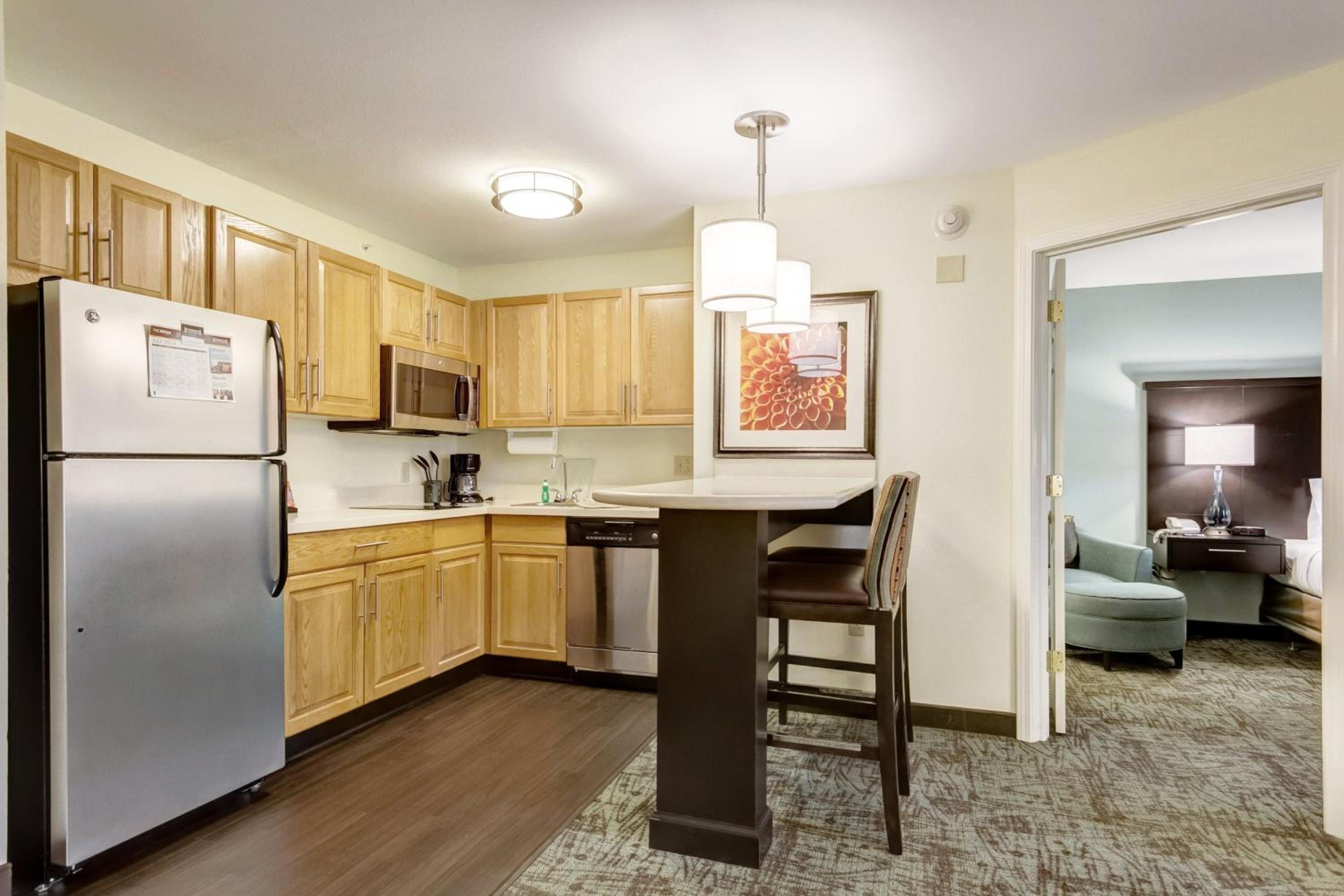 Staybridge Suites O'Fallon Chesterfield, an IHG Hotel - Property Image 5