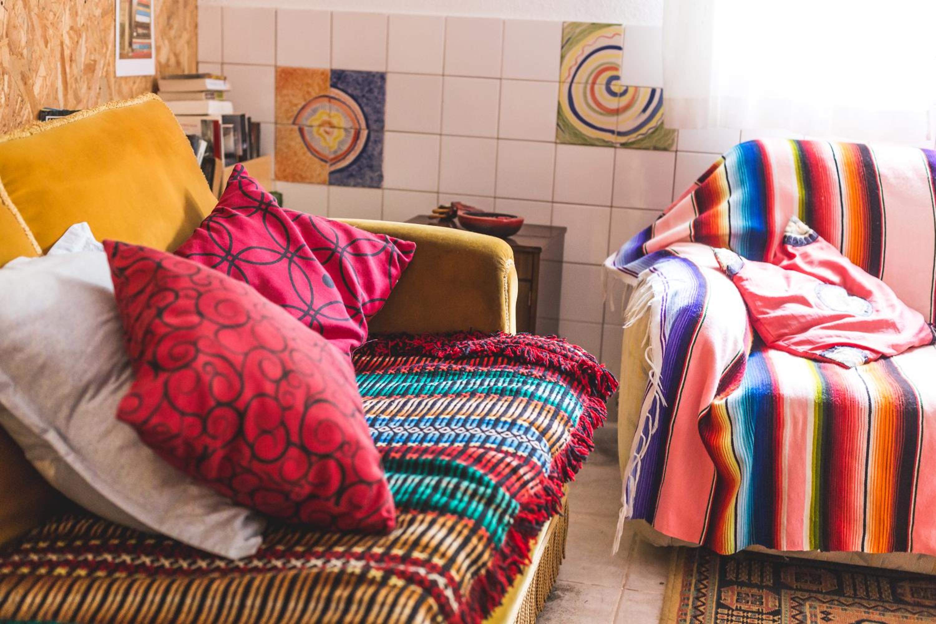 Ericeira Chill Hill Hostel & Private Rooms