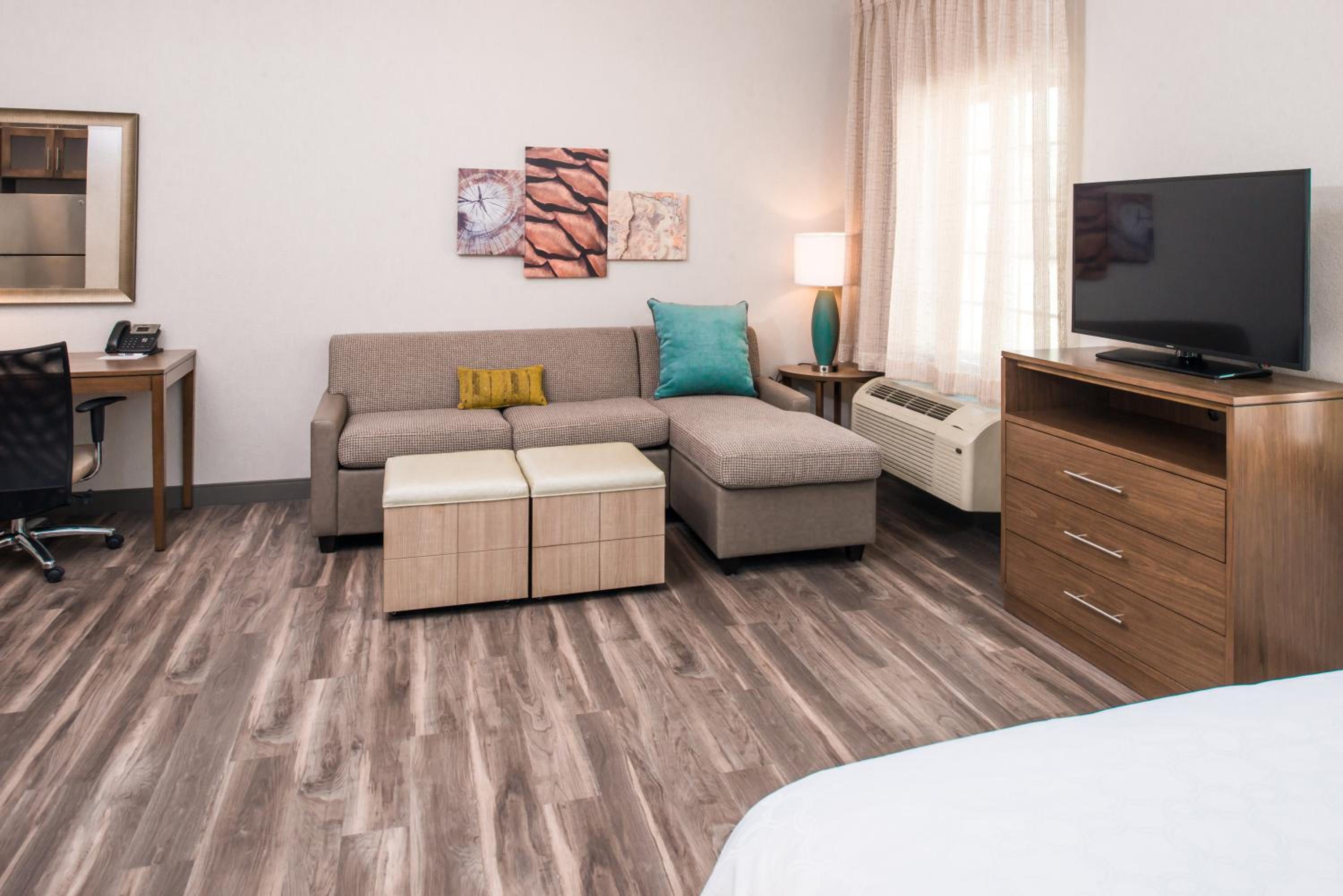 Pecos Vacations - Staybridge Suites - Pecos, an IHG Hotel - Property Image 7