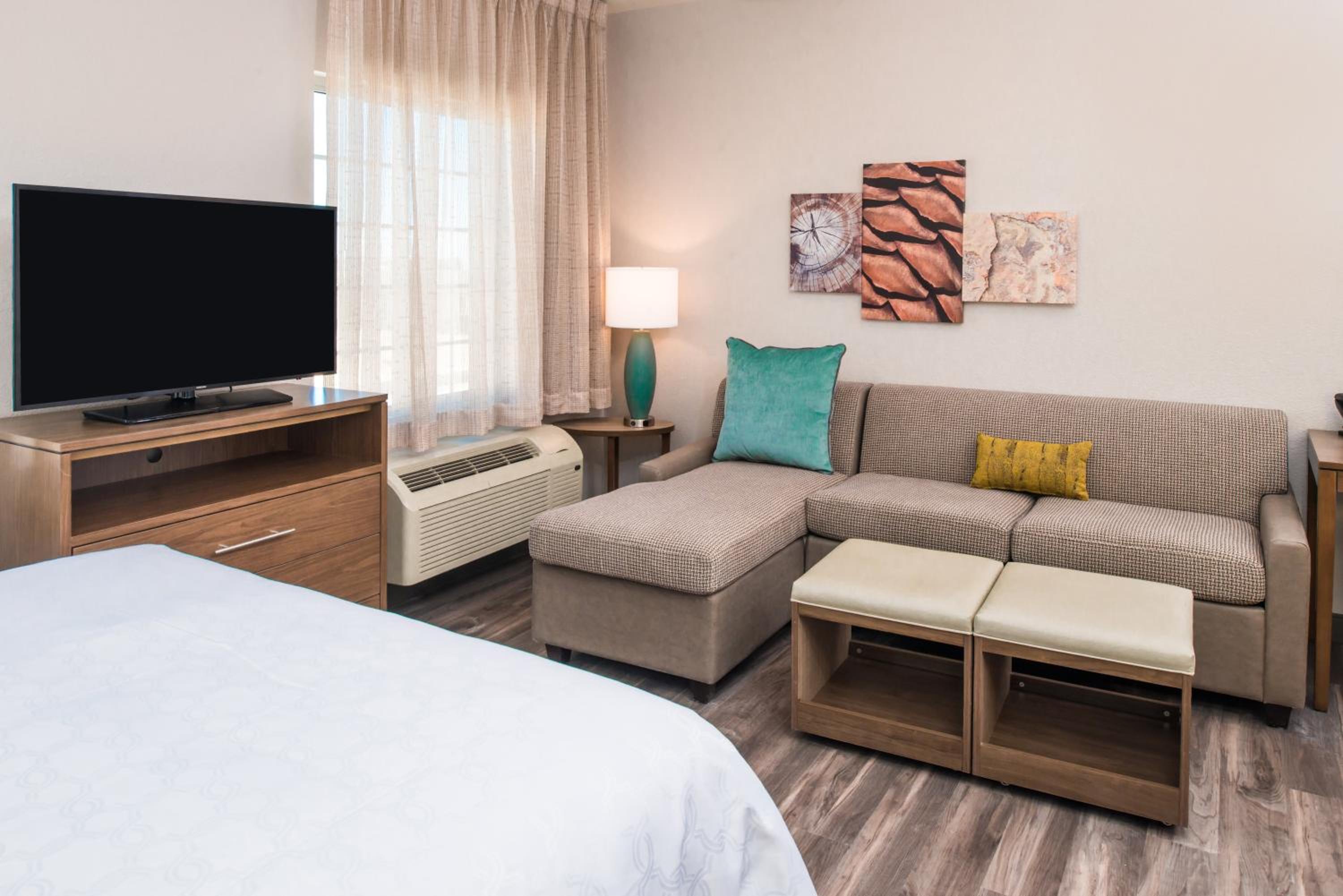 Pecos Vacations - Staybridge Suites - Pecos, an IHG Hotel - Property Image 8