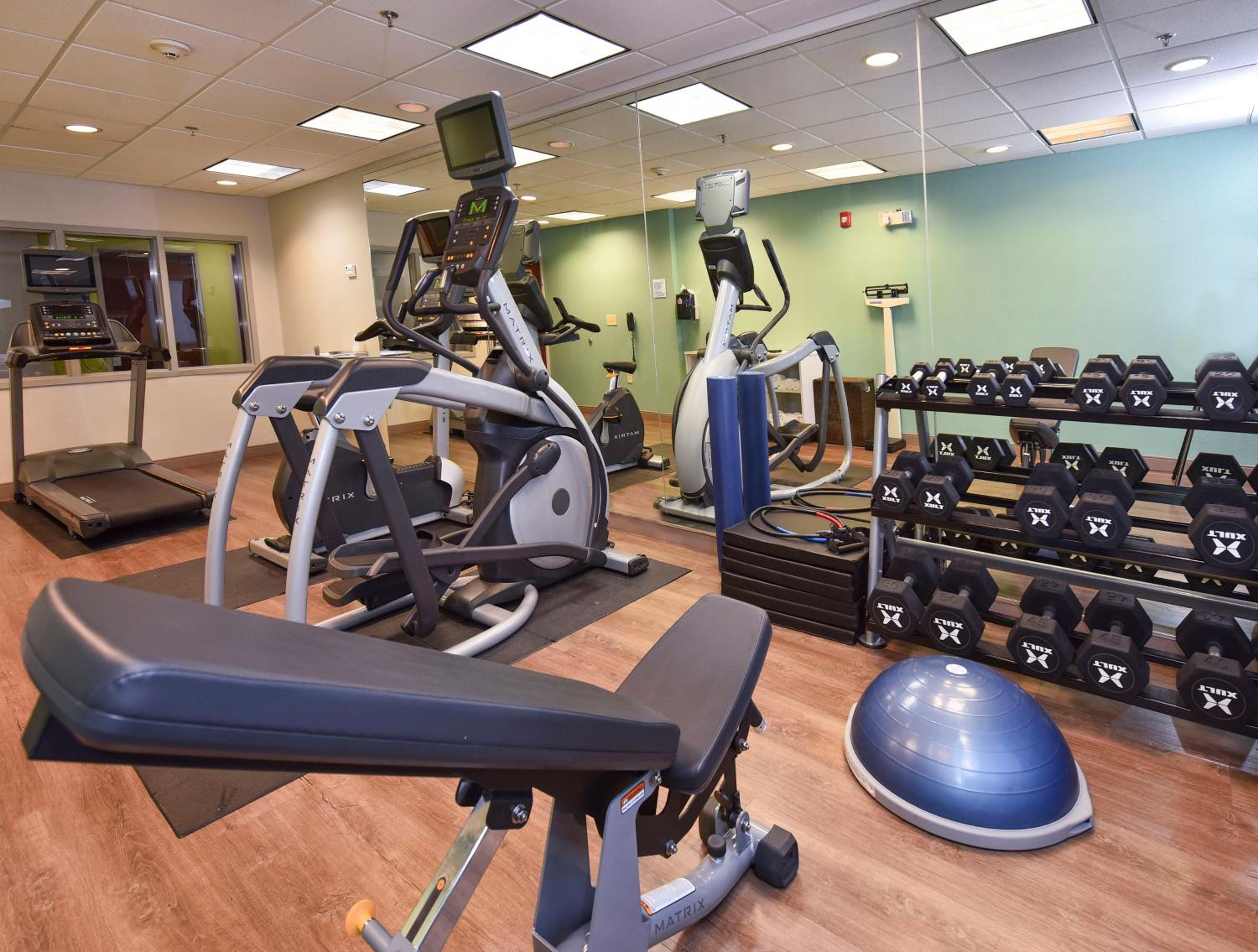 Selma Vacations - Holiday Inn Express Hotel  Suites Selma, an IHG Hotel - Property Image 4