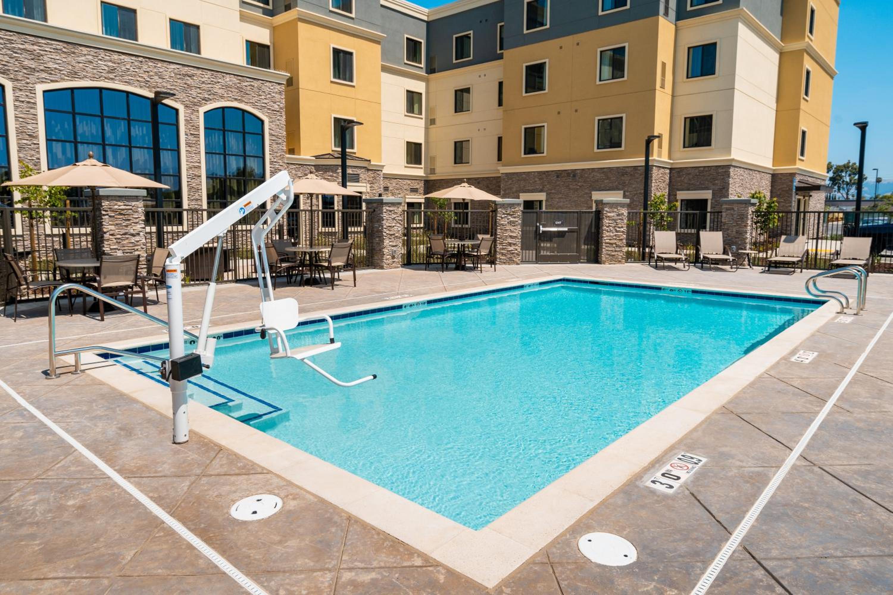 Newark Vacations - Staybridge Suites - Newark - Fremont, an IHG Hotel - Property Image 17