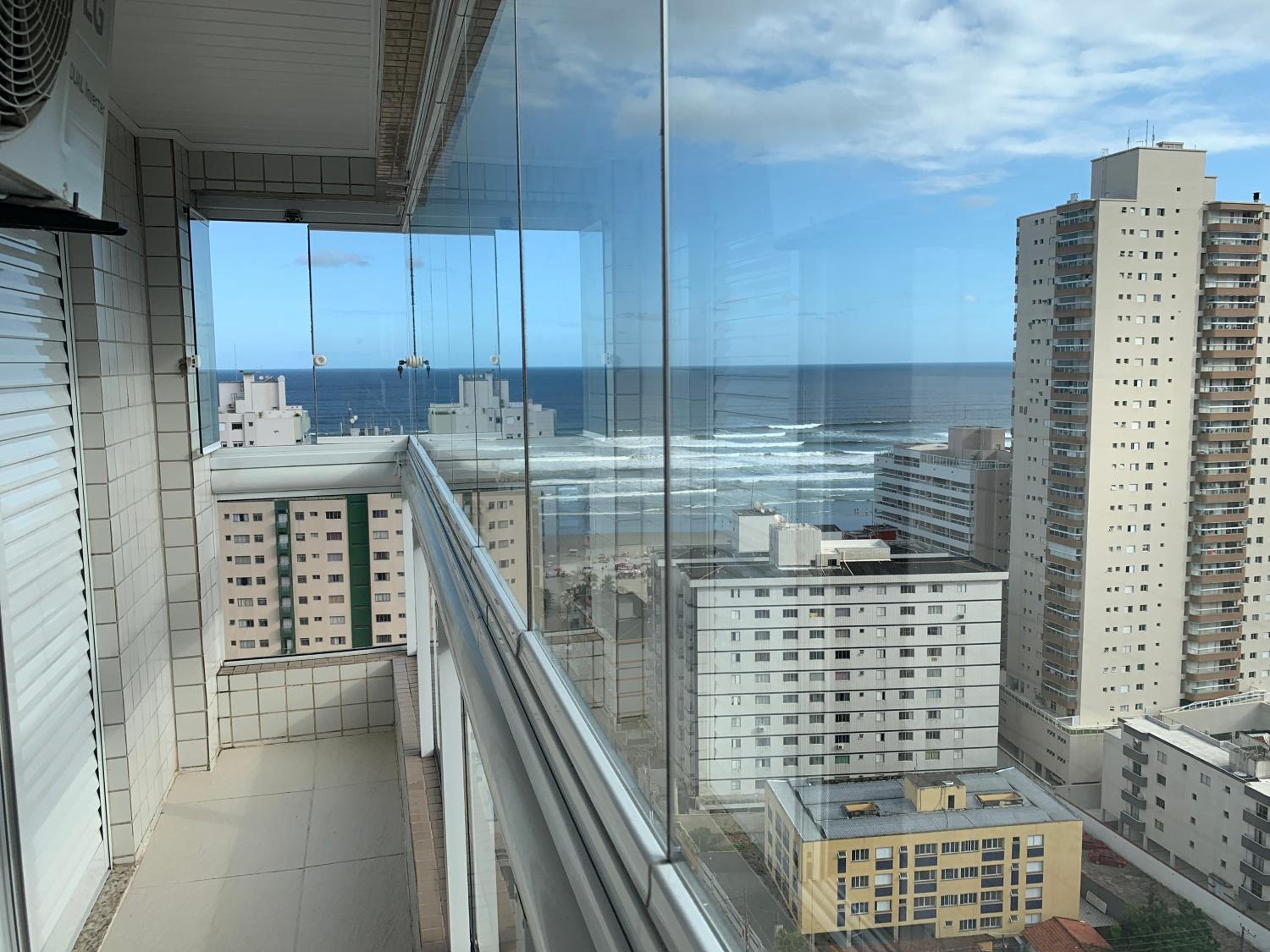 Último andar, varanda gourmet, vista da praia