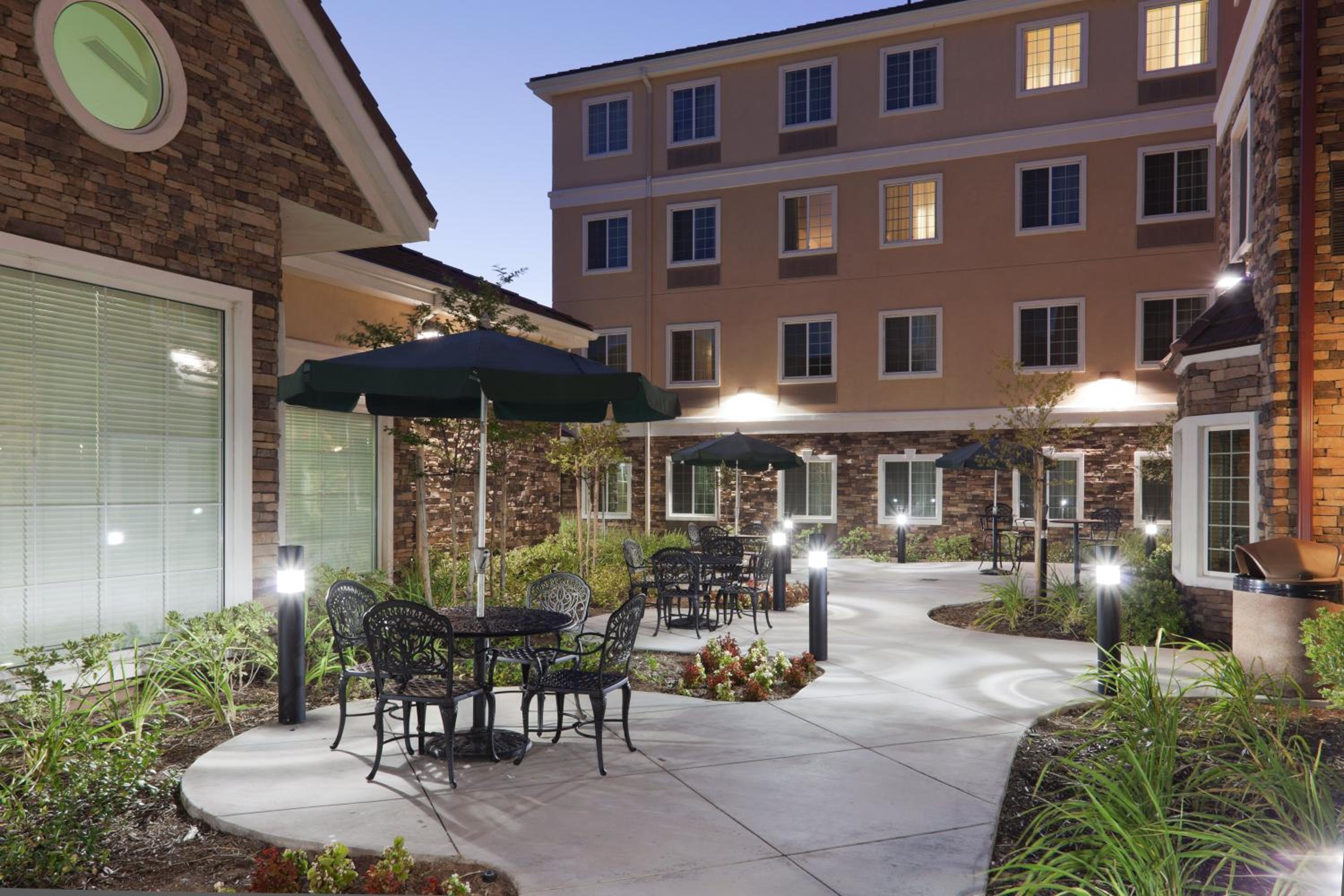 Staybridge Suites Rocklin - Roseville Area, an IHG Hotel - Property Image 10