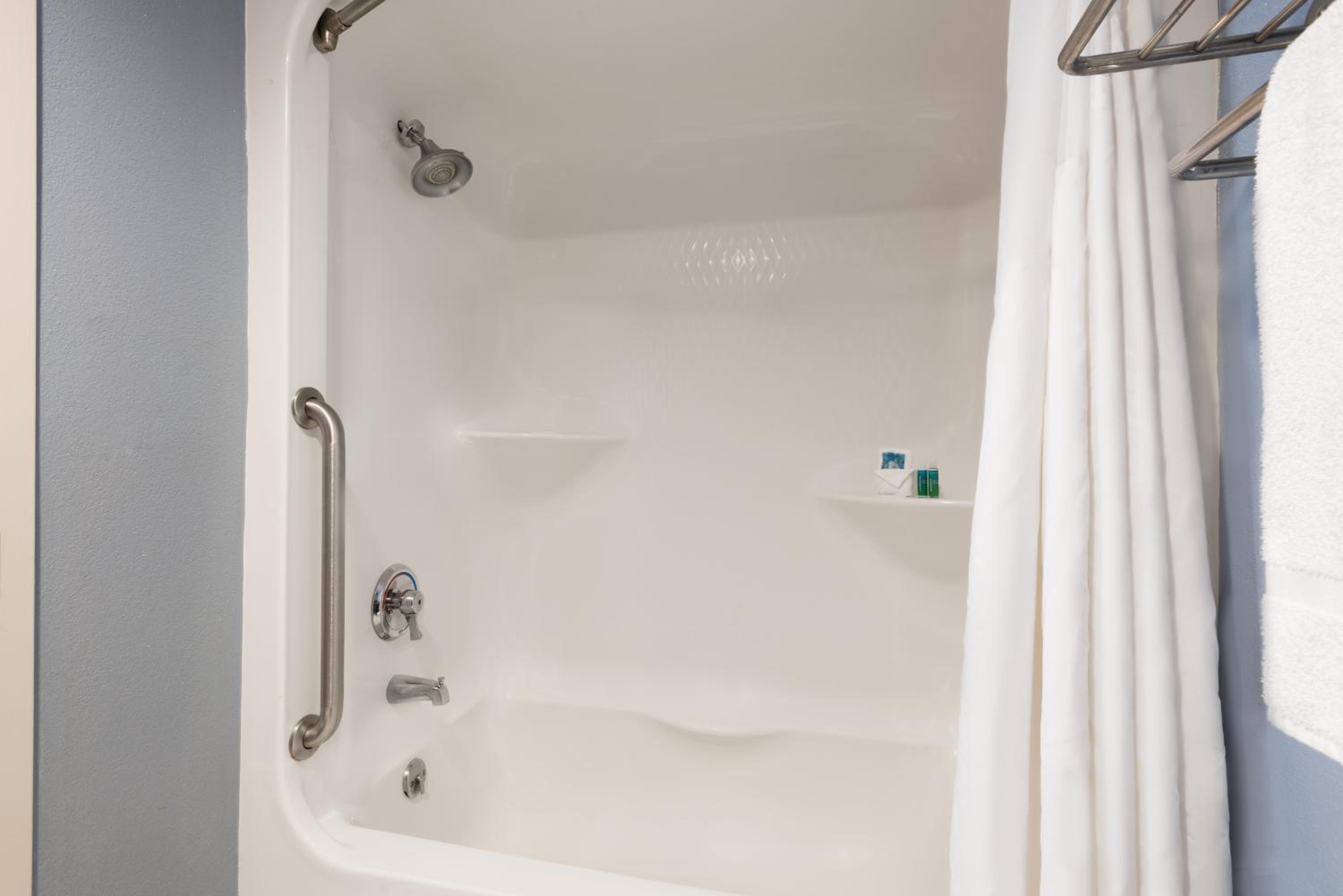 Holiday Inn Express Cambridge, an IHG Hotel - Property Image 8