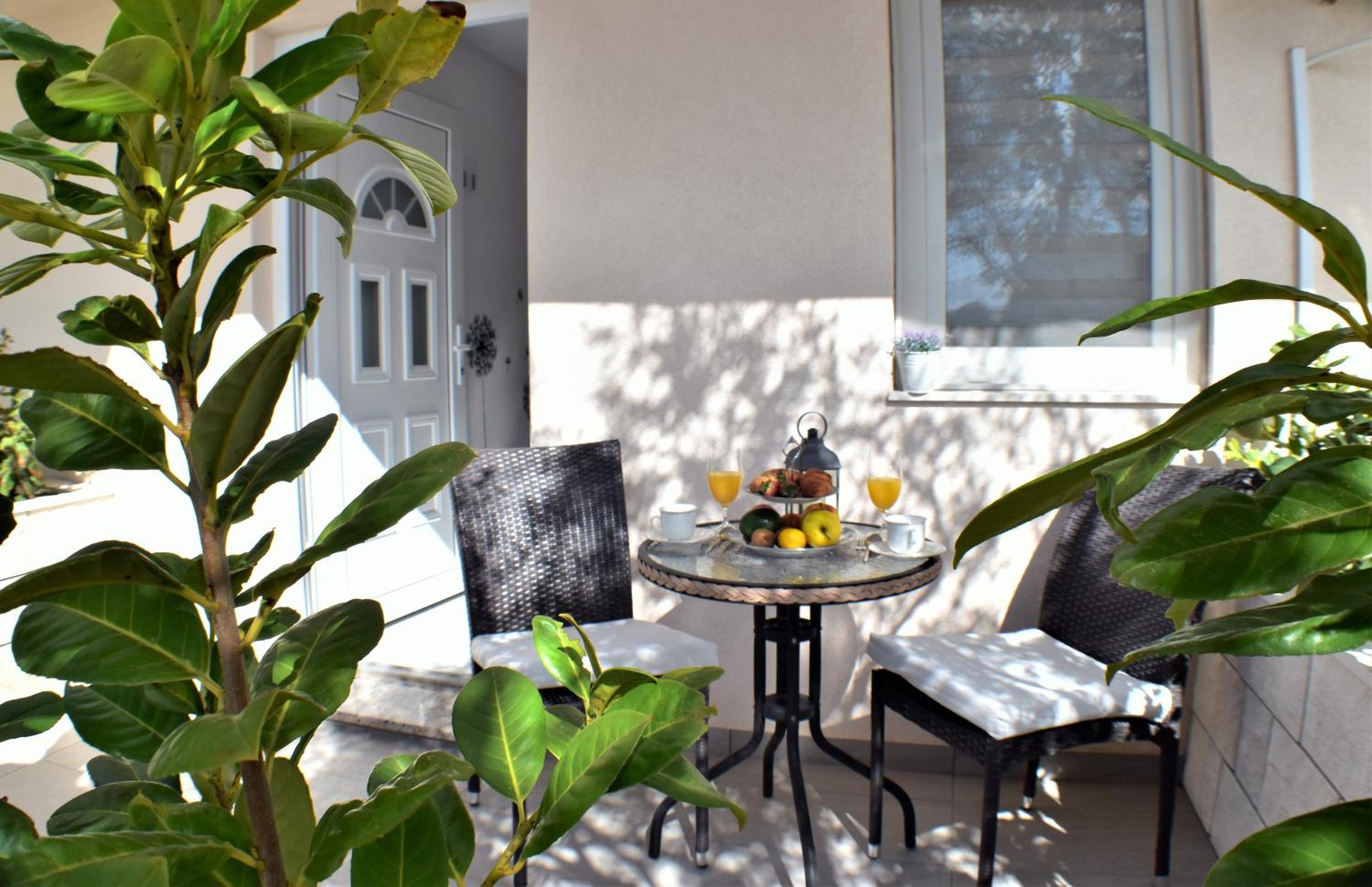 Apartments Pera