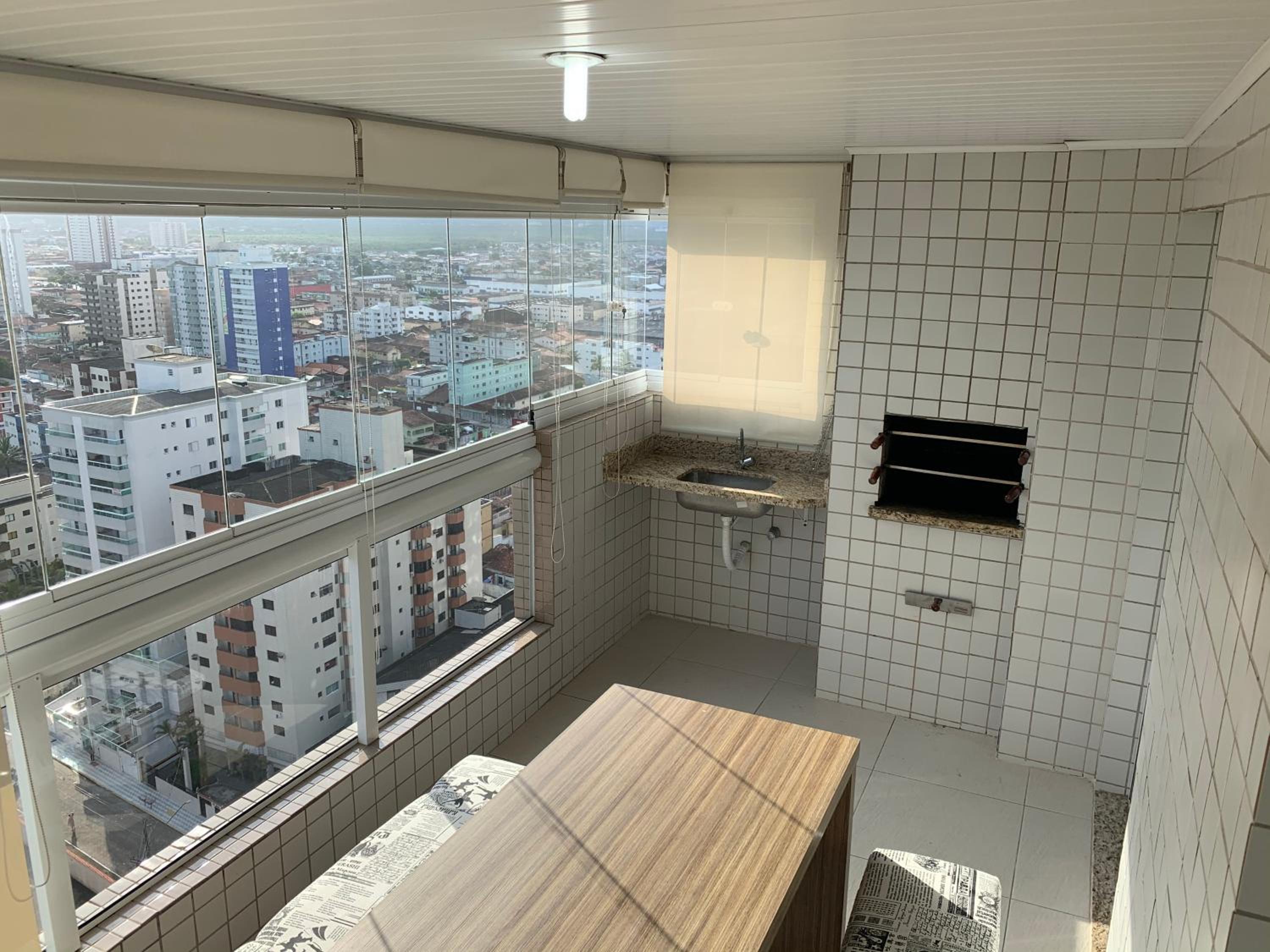 Último andar, varanda gourmet, vista da praia