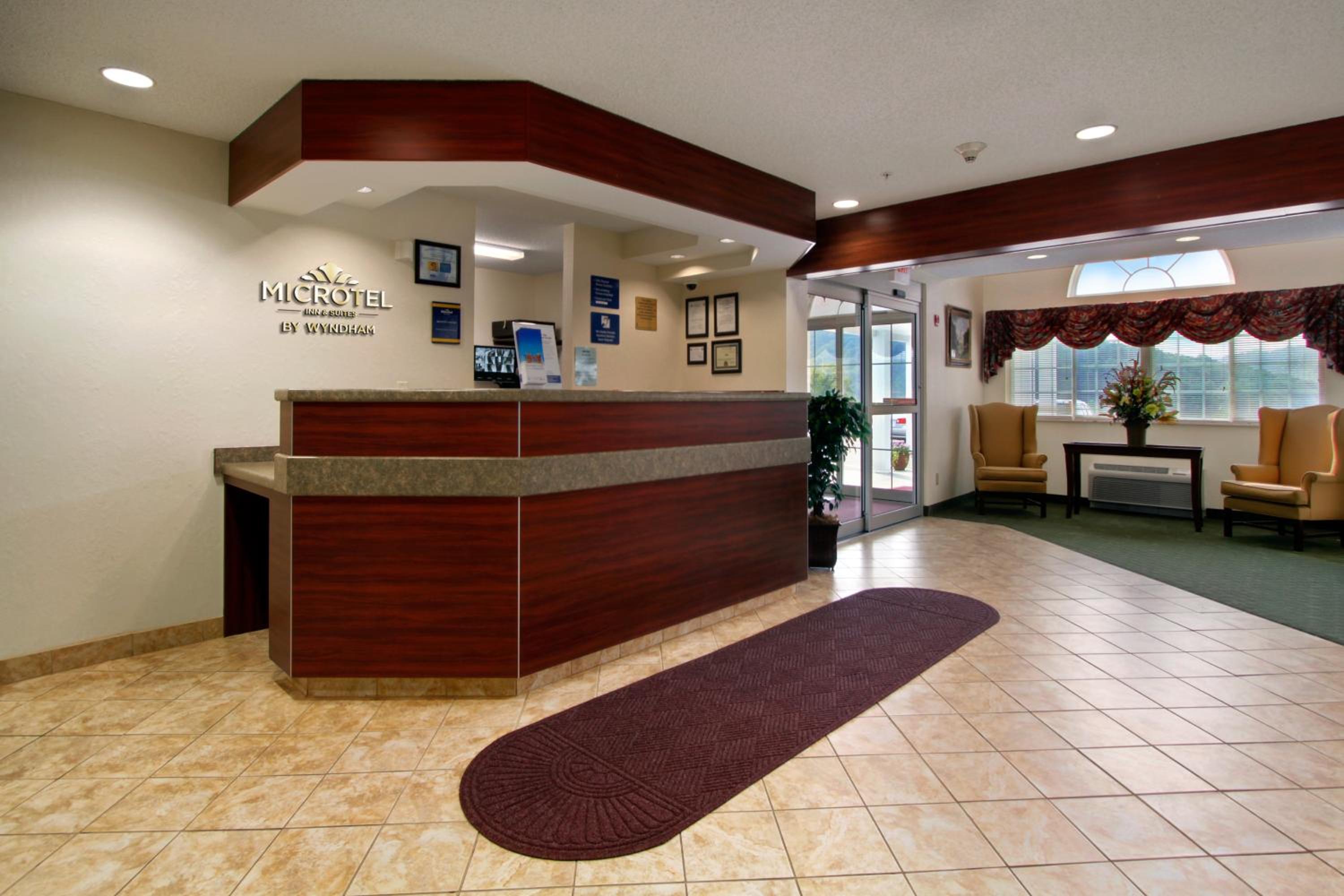 Microtel Inn and Suites Gassaway view 3