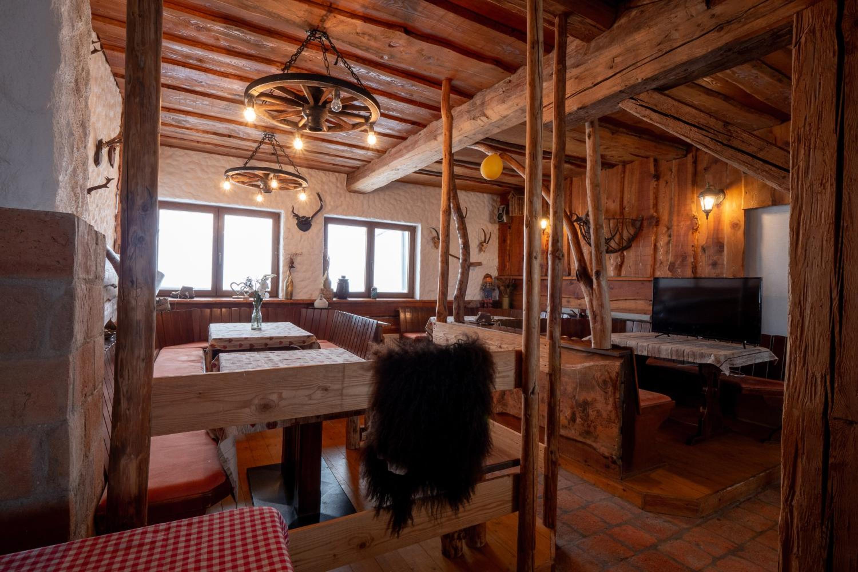 Almhaus Dachsteinblick am Feuerkogel