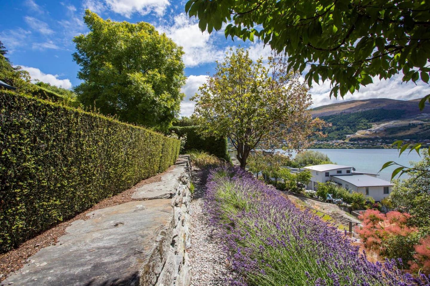 139 On Peninsula - The ideal retreat 2 Bedroom Apartment view 4