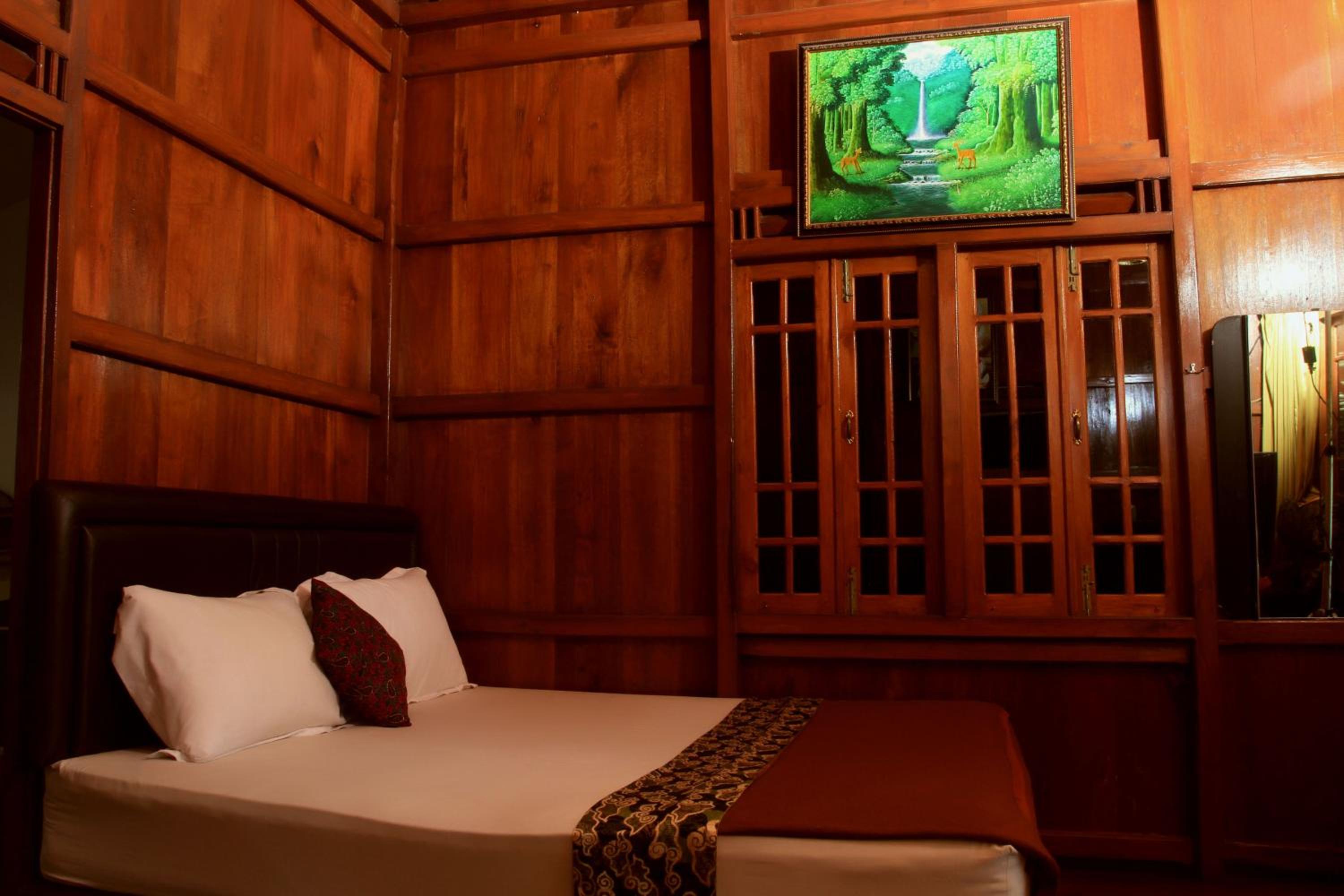 Bantal Guling Villa view 4