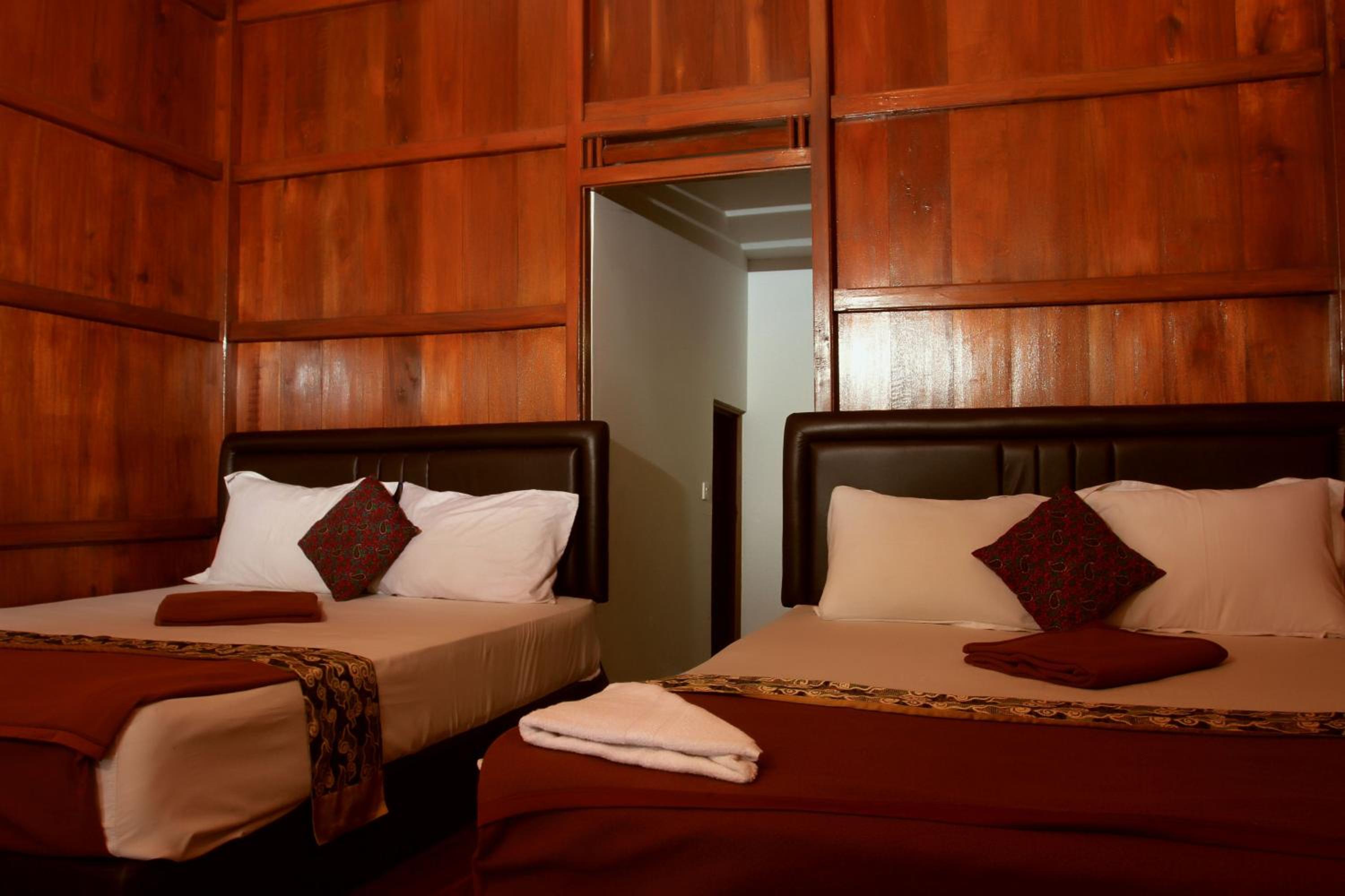 Bantal Guling Villa view 5