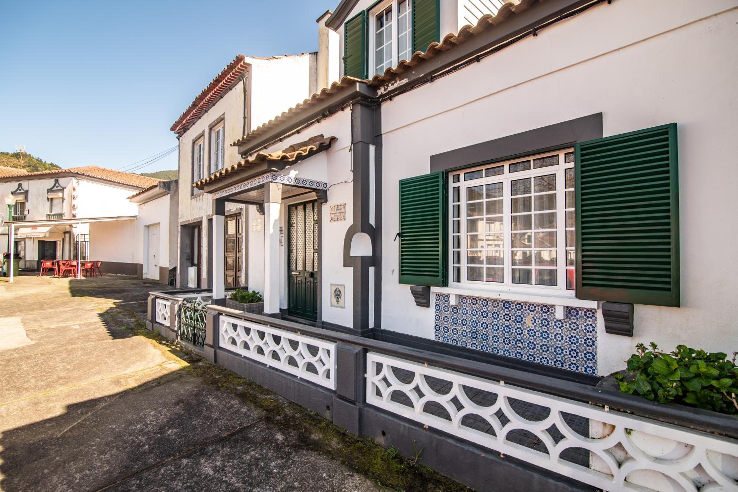 CASA INTI / INTI HOUSE FURNAS view 3