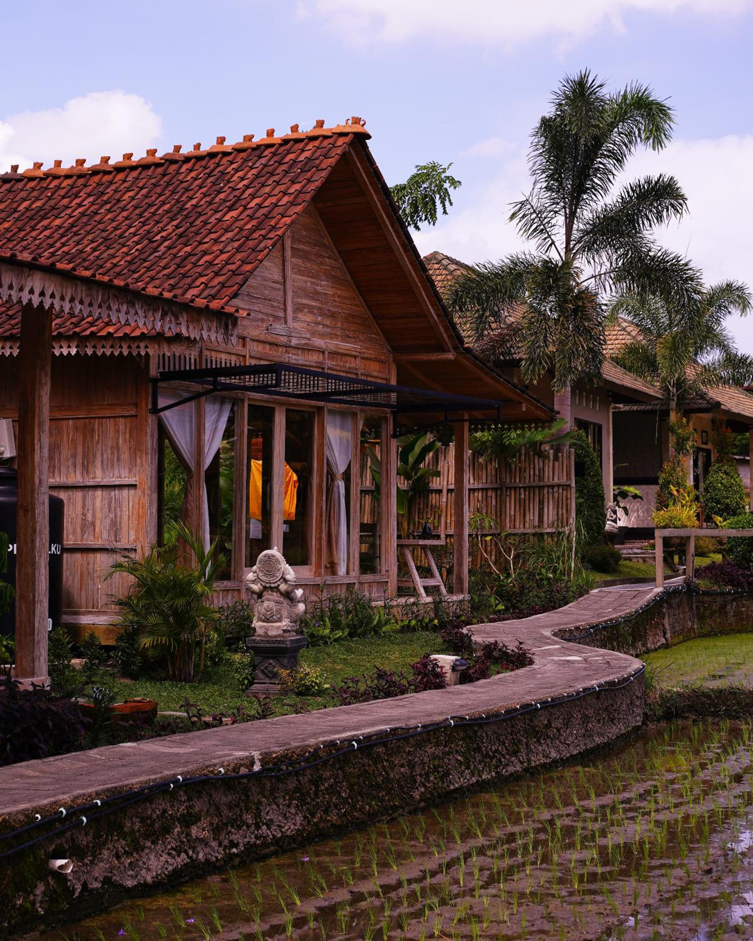 Kidem Ubud Villas view 4