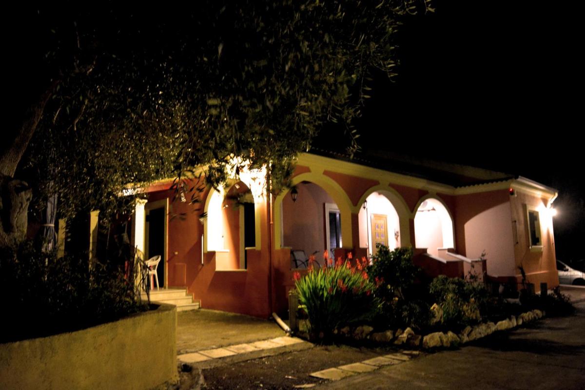 Green Hill Cottage photo 2