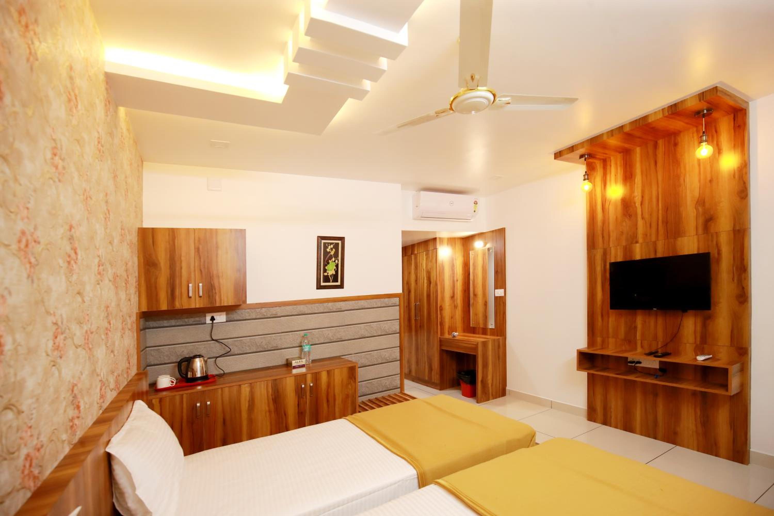 Hilux Inn view 3