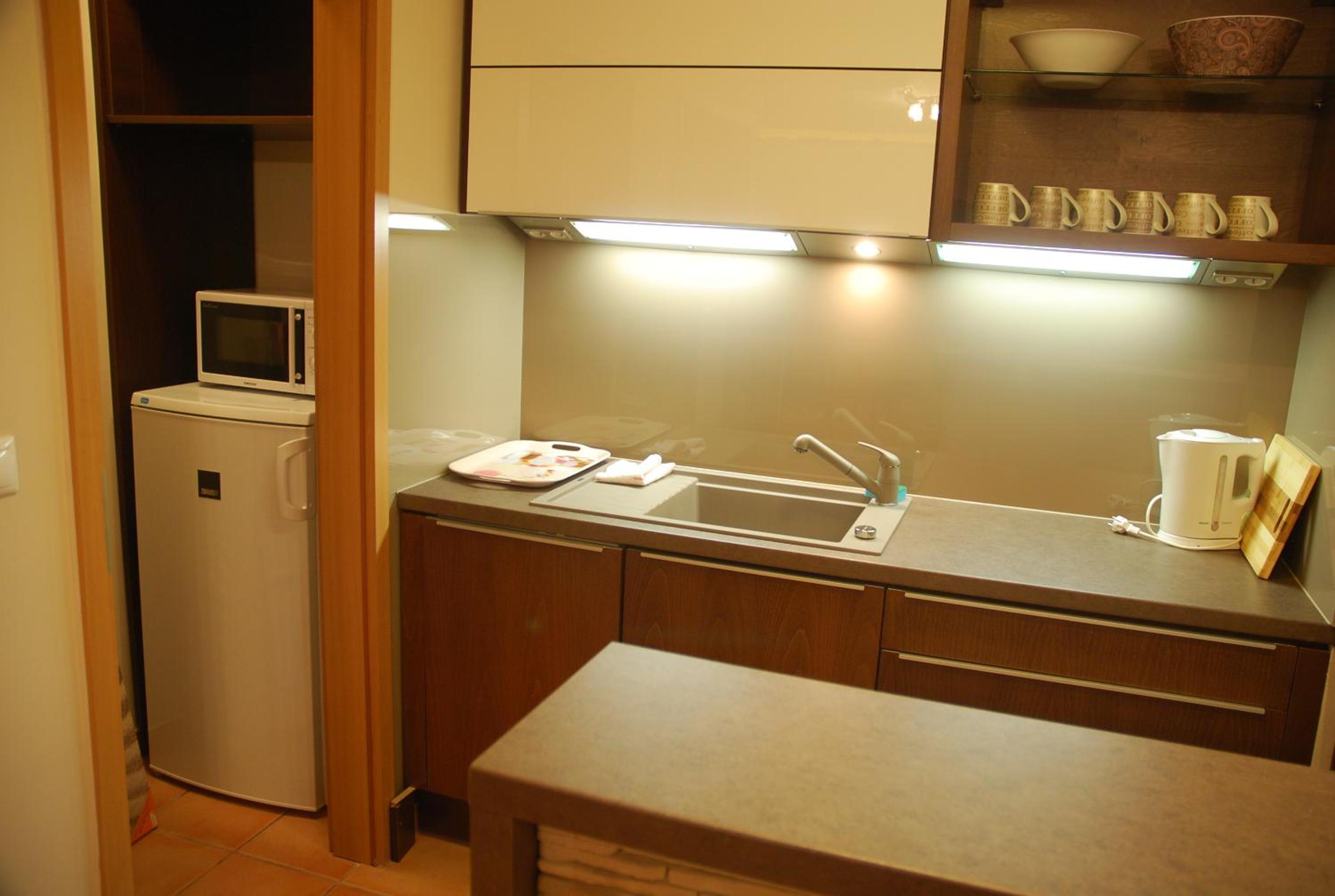 Arpad Bridge Apartments