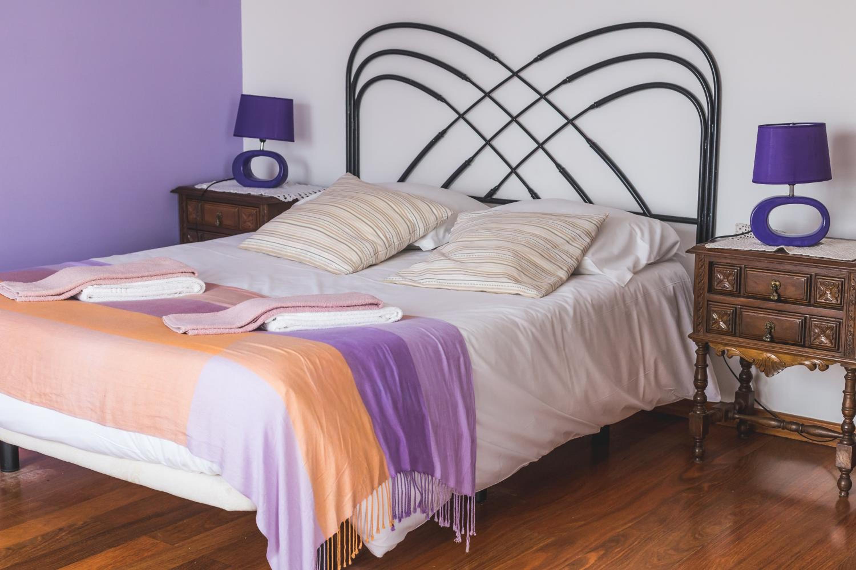 Ericeira Chill Hill Hostel & Private Rooms