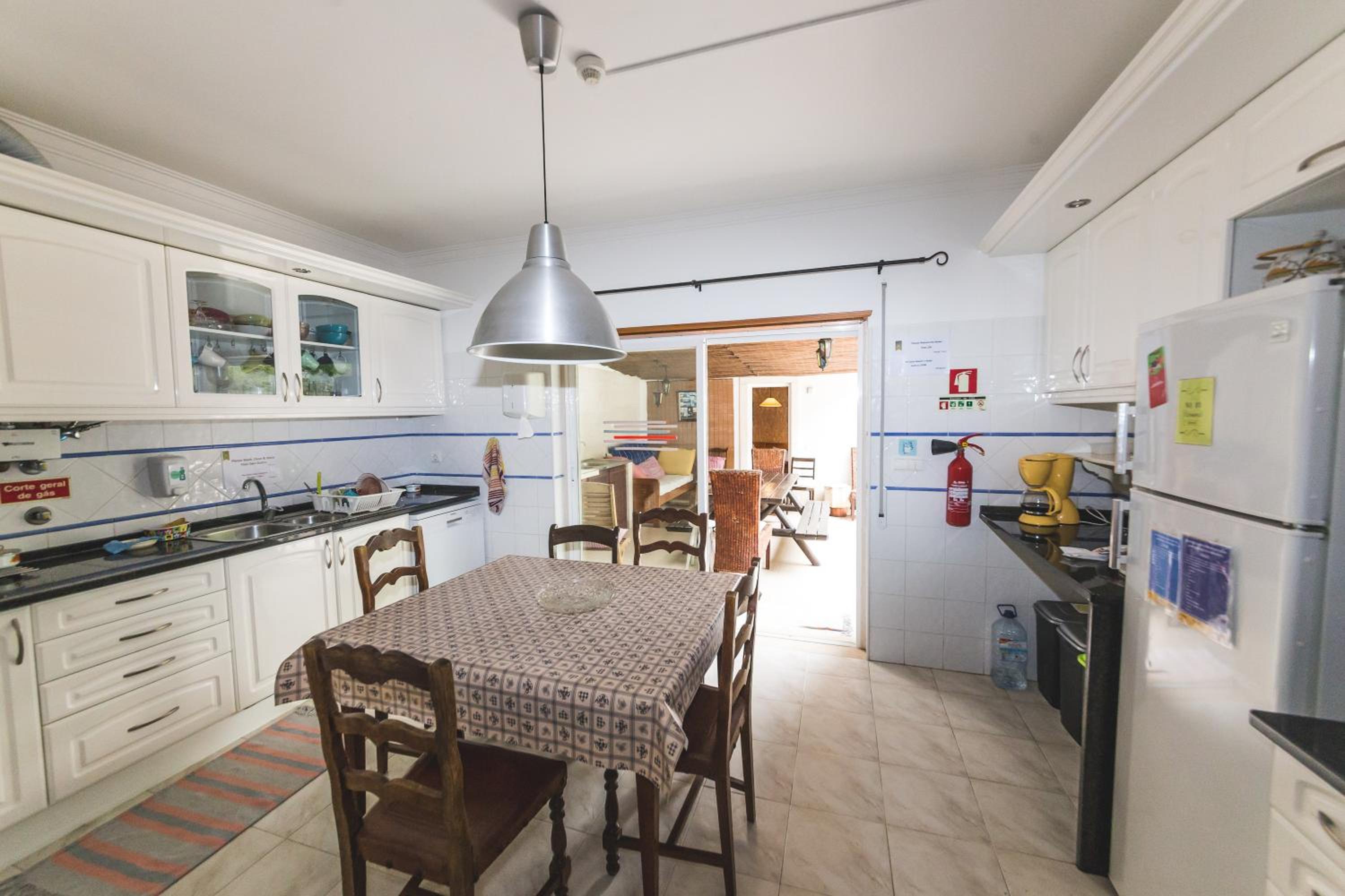 Ericeira Chill Hill Hostel & Private Rooms