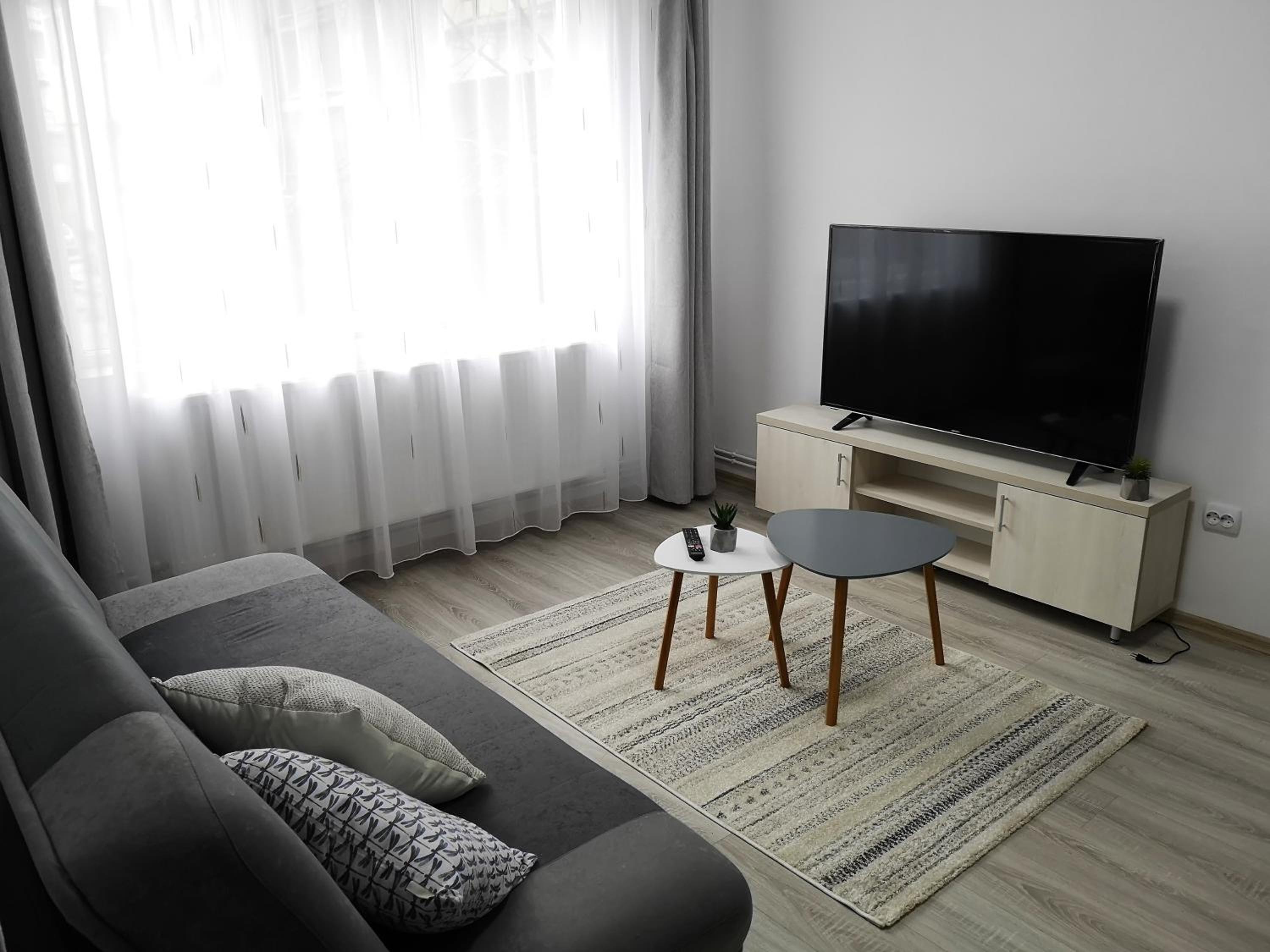 Cosy Elegant Apartment view 3