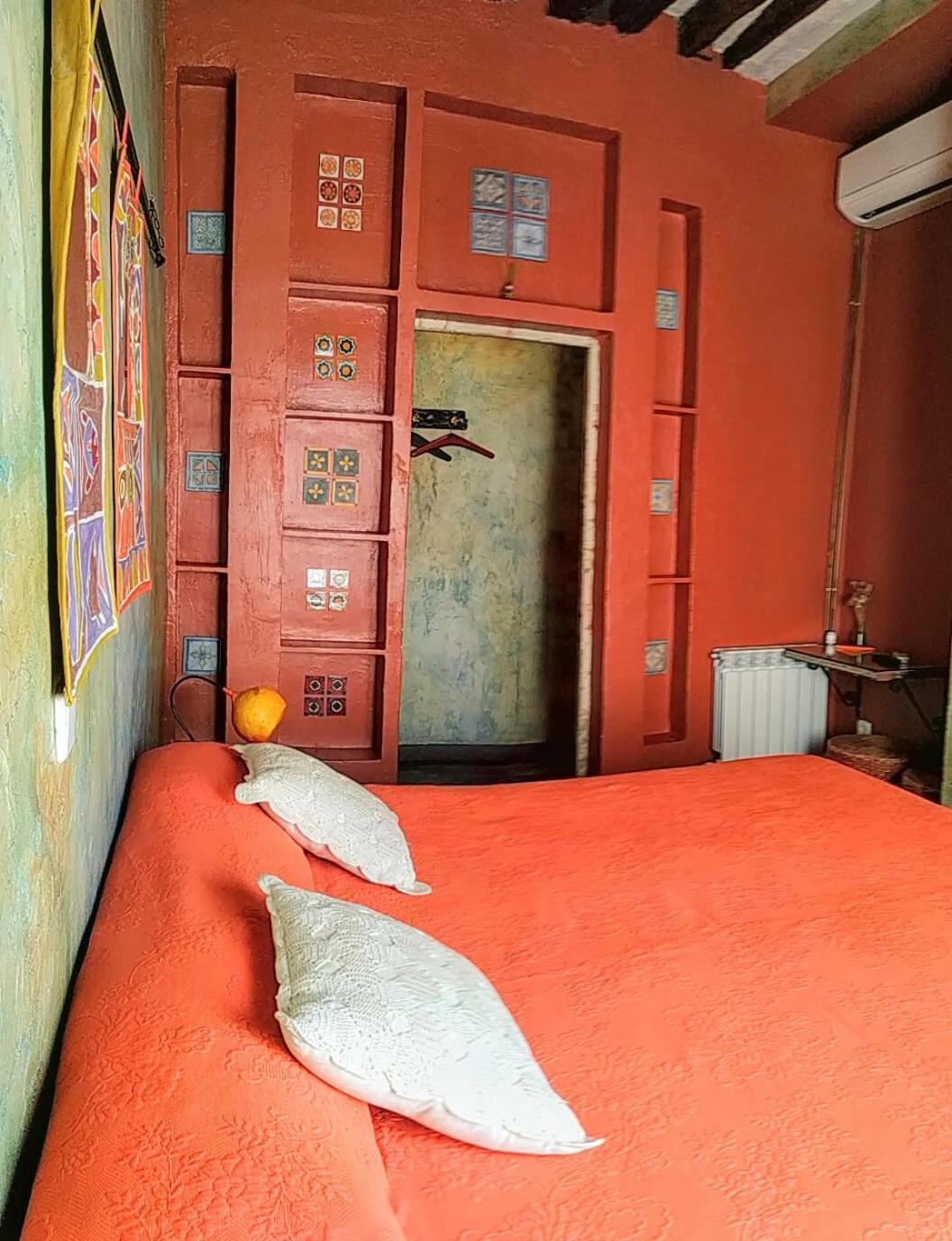 Hostal Artistic B&B