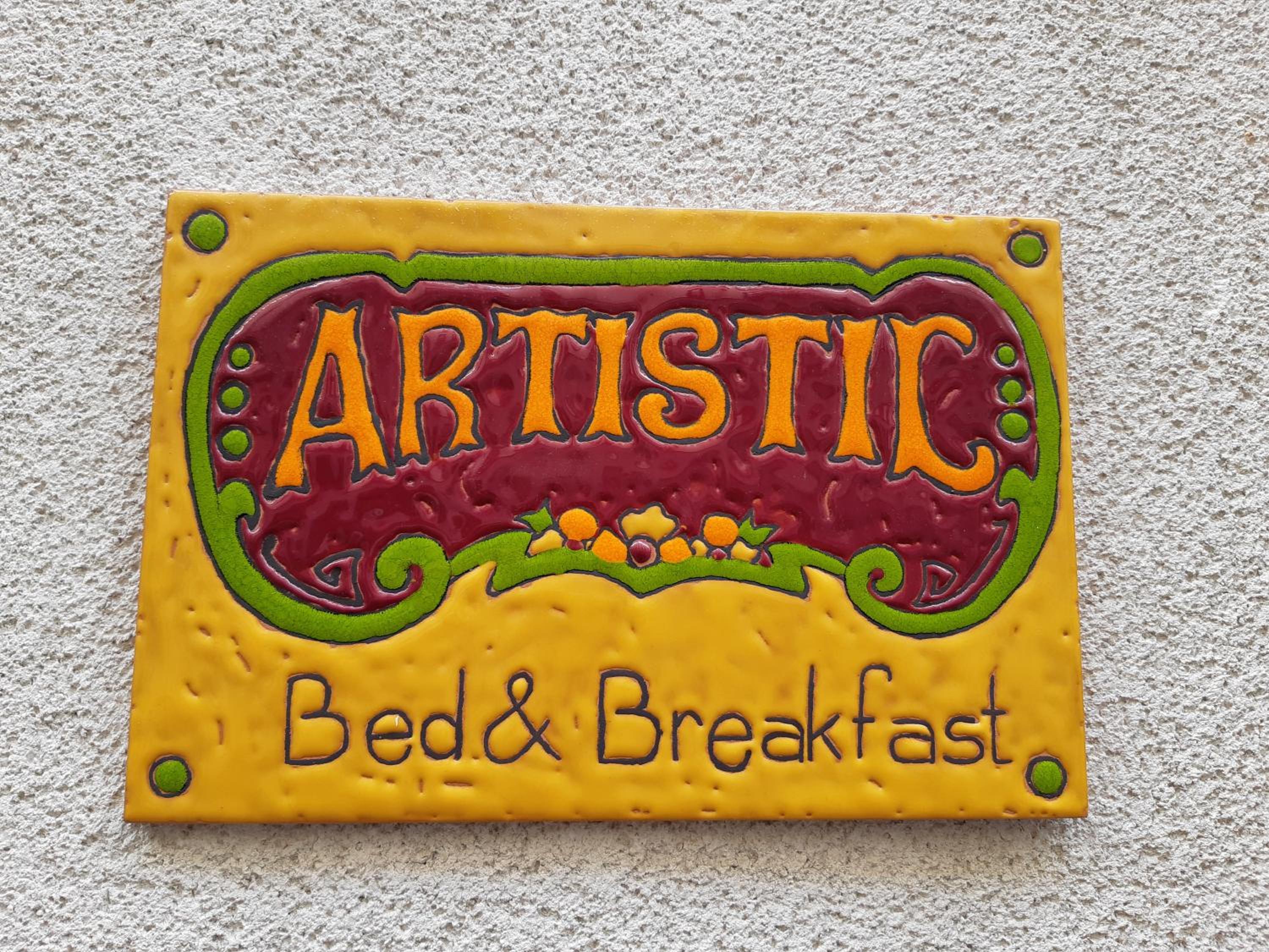 Hostal Artistic B&B