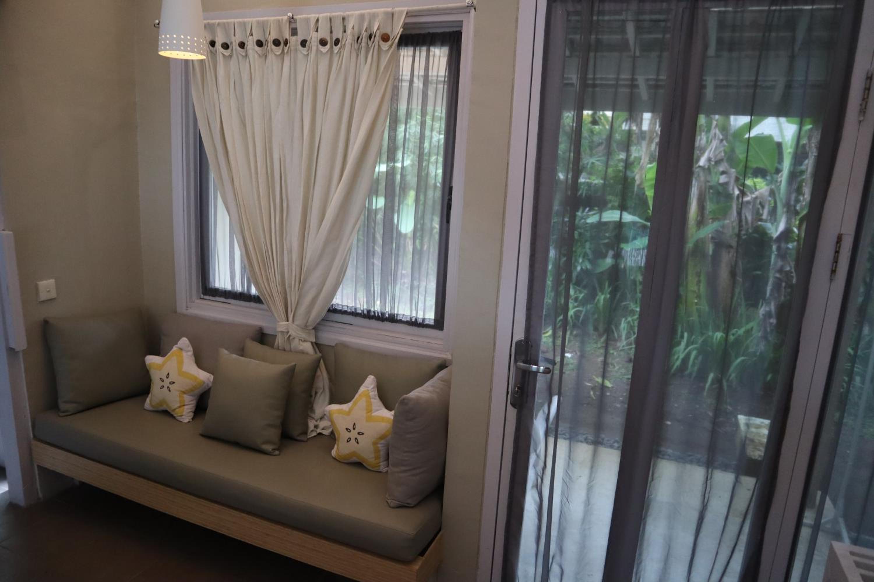 Photo 76