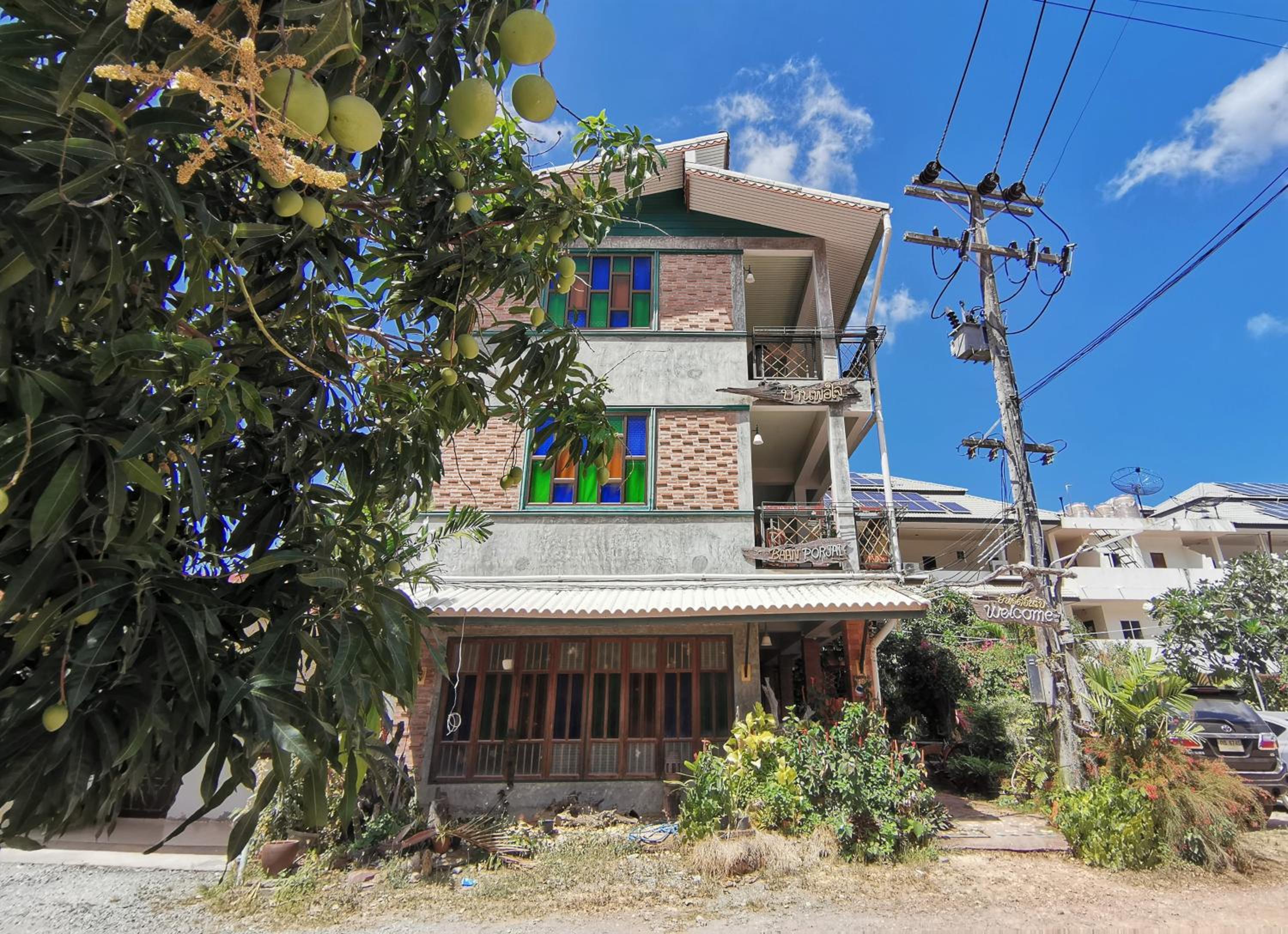 Baan Por Jai