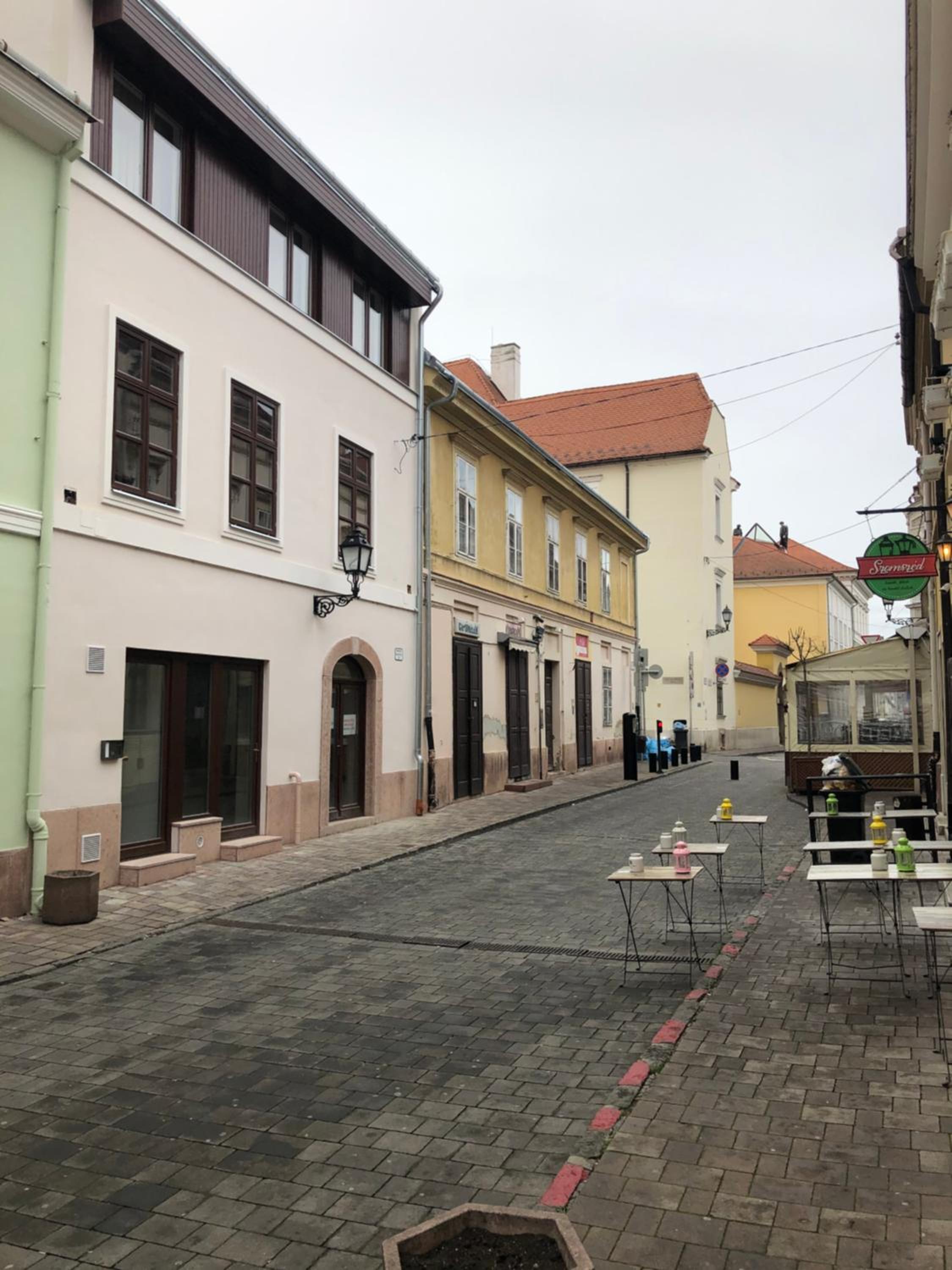 K29-cozy apartment in the dowtown of Győr view 3