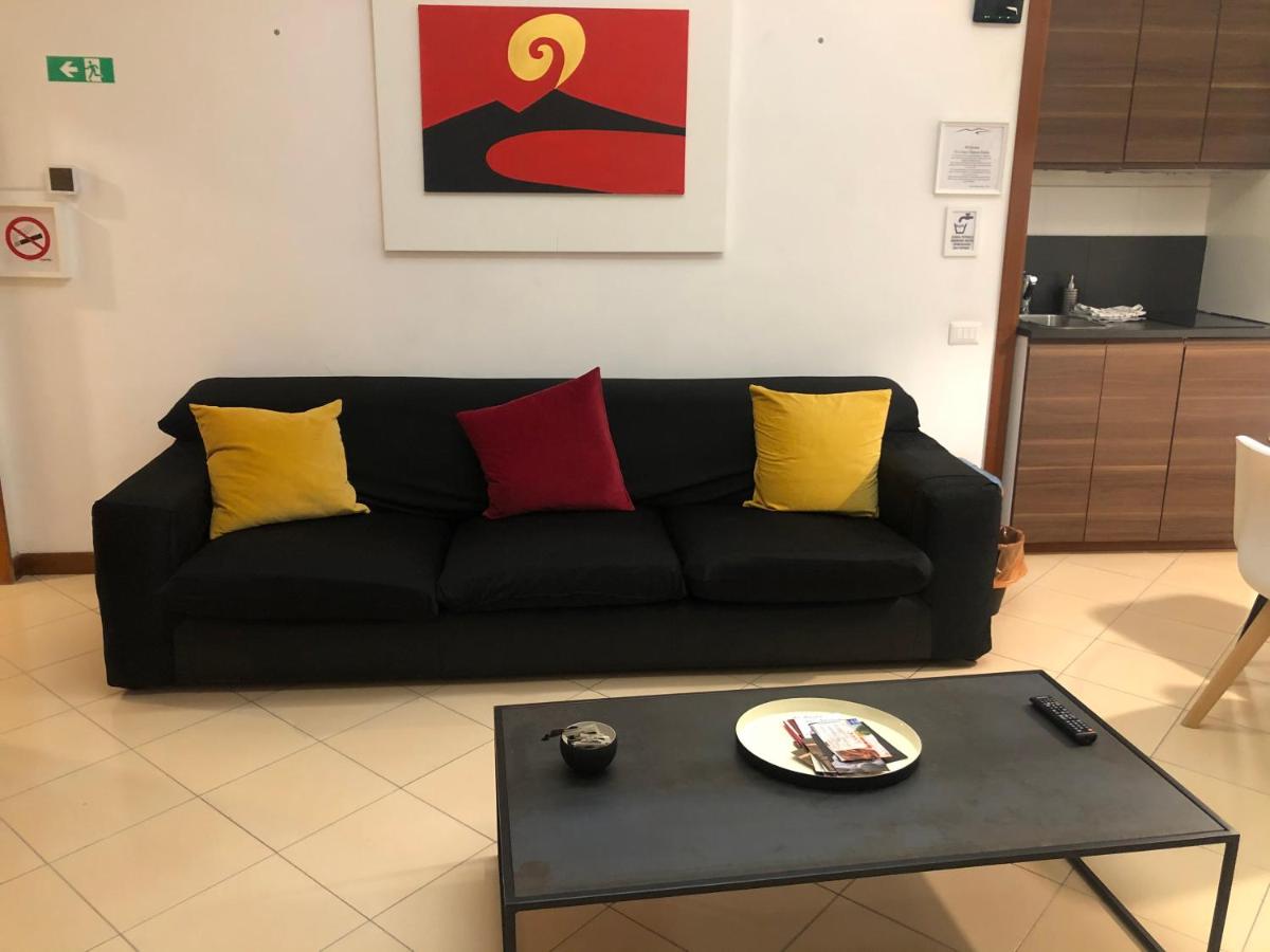 Casa Chiara Italia classic free parking photo 1