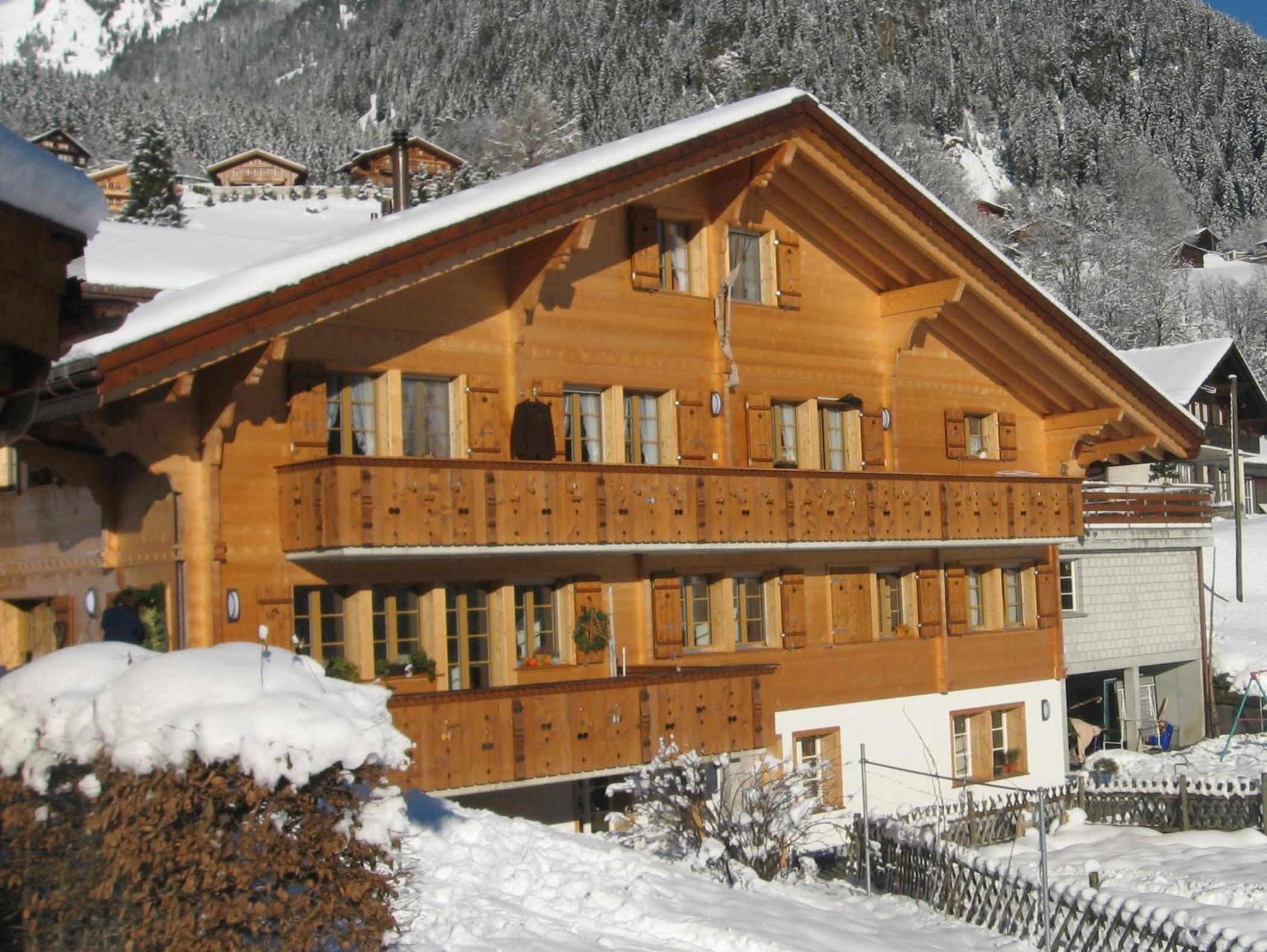 Chalet uf em Stutz 2 view 2