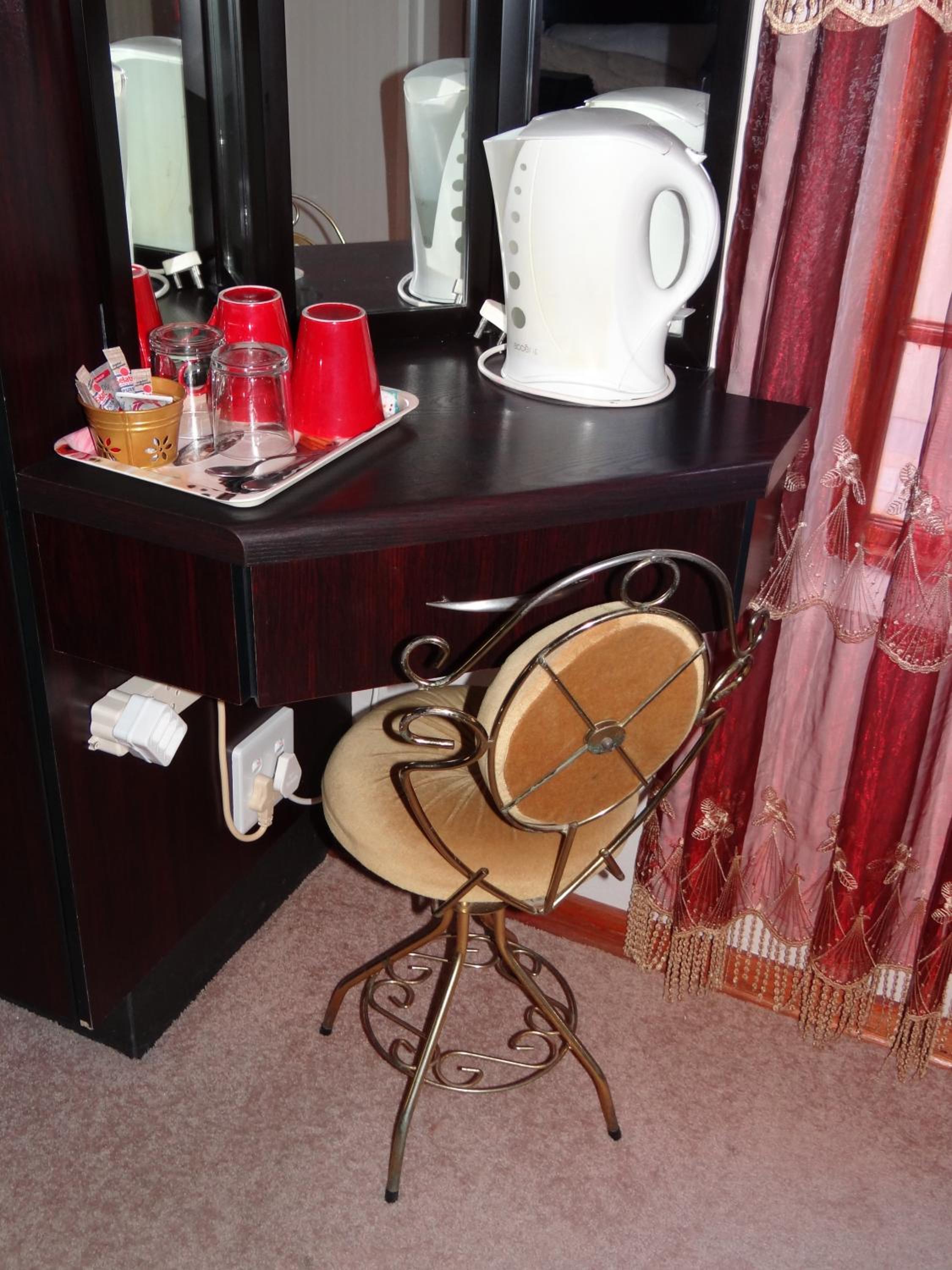 Photo 6