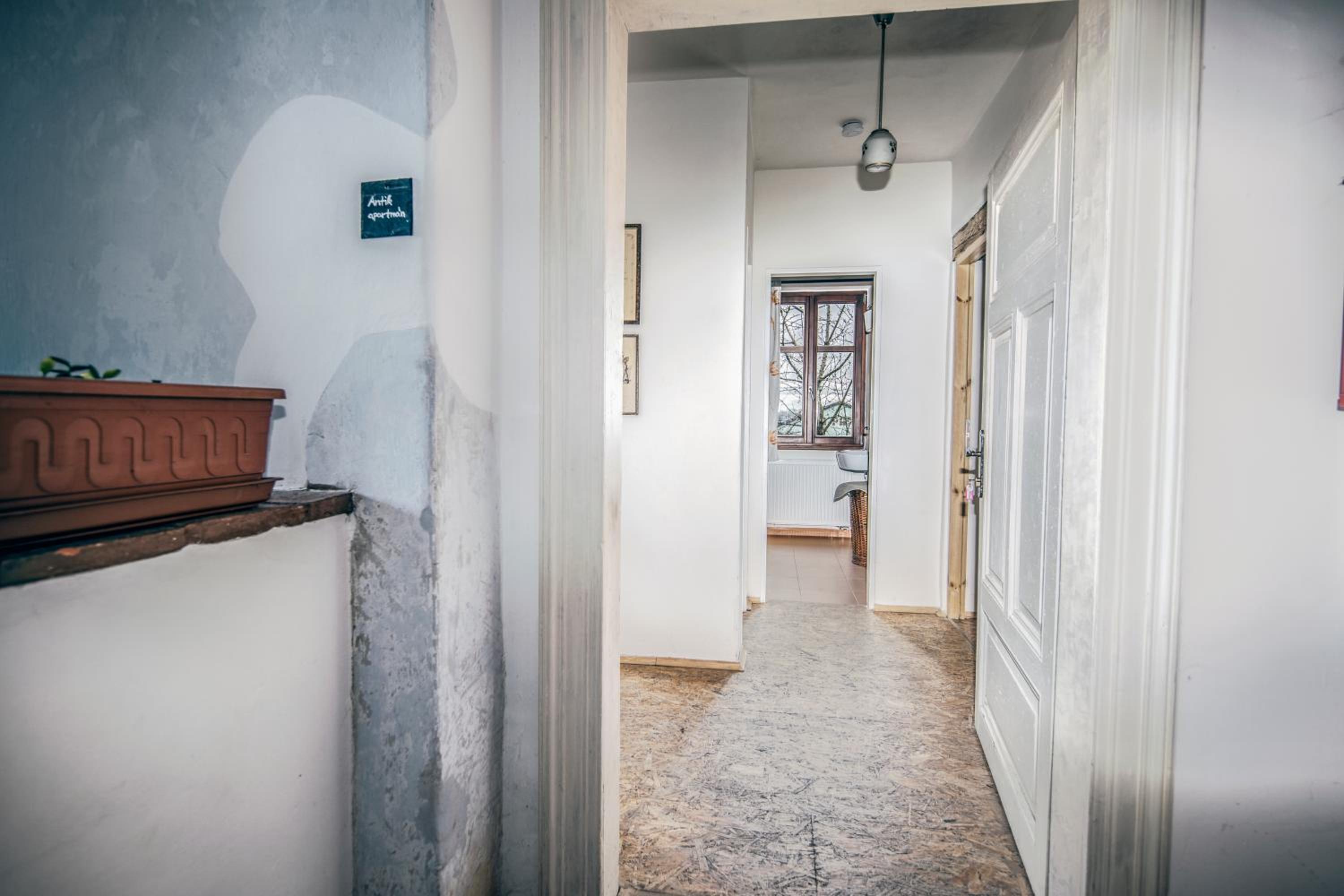 Statek Luníkov