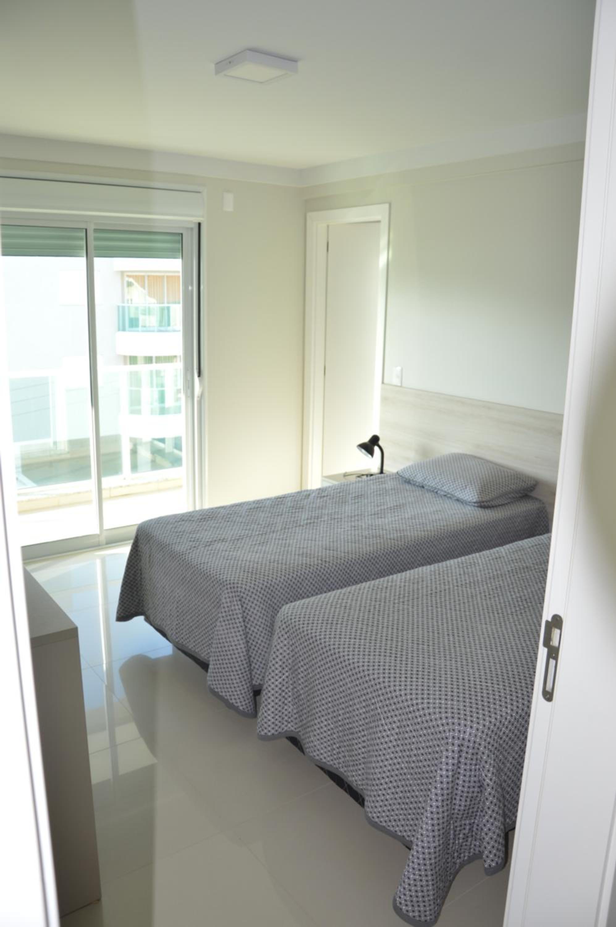 Belíssima cobertura duplex - De frente para o mar - Bombinhas-SC
